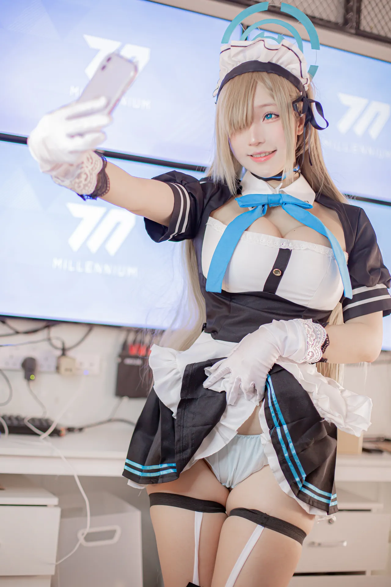 Takanashi Hanari - Asuna maid-erohere23.webp
