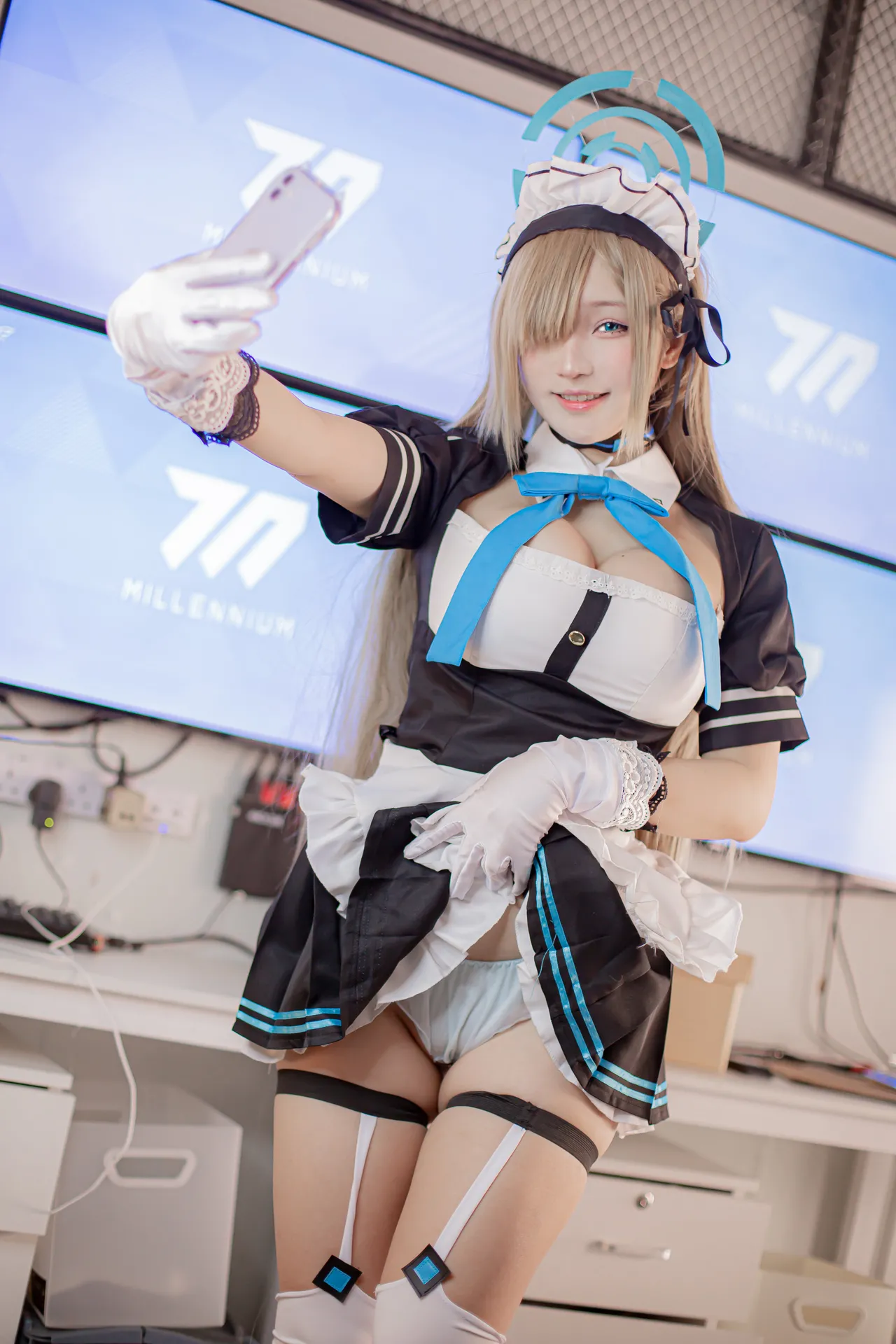 Takanashi Hanari - Asuna maid-erohere24.webp