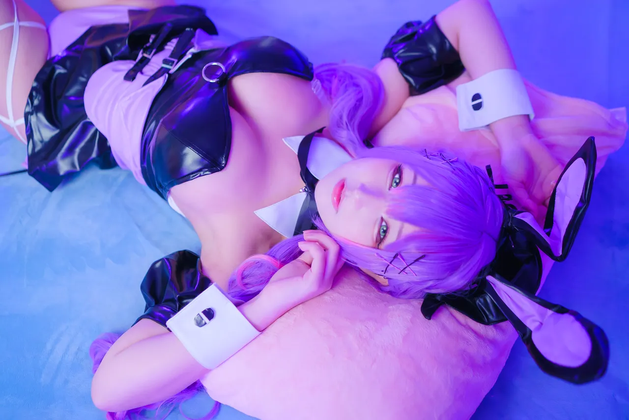 Takanashi Hanari - Bunny Towa-erohere11.webp