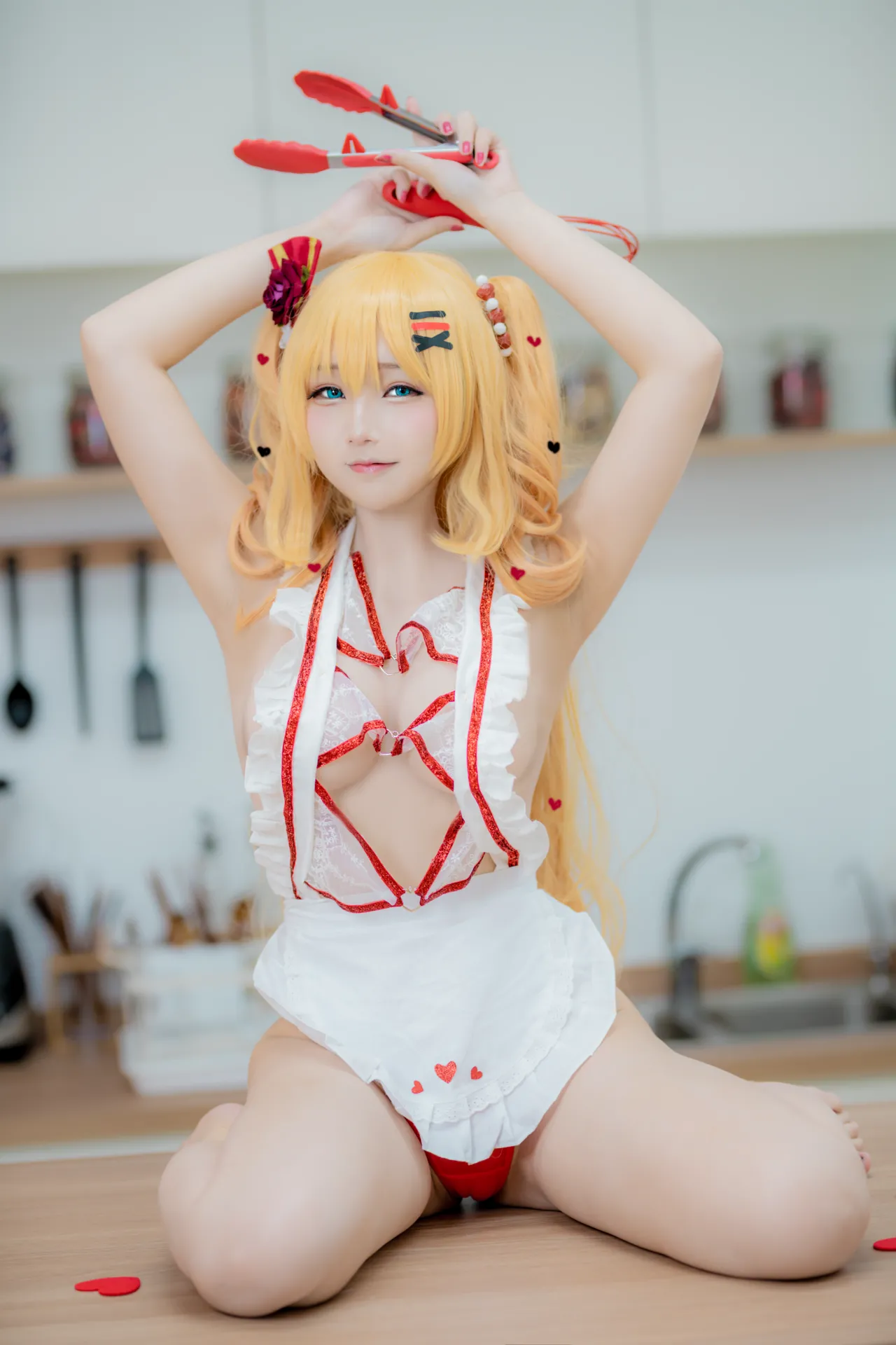 Takanashi Hanari - Hachama apron-erohere2.webp
