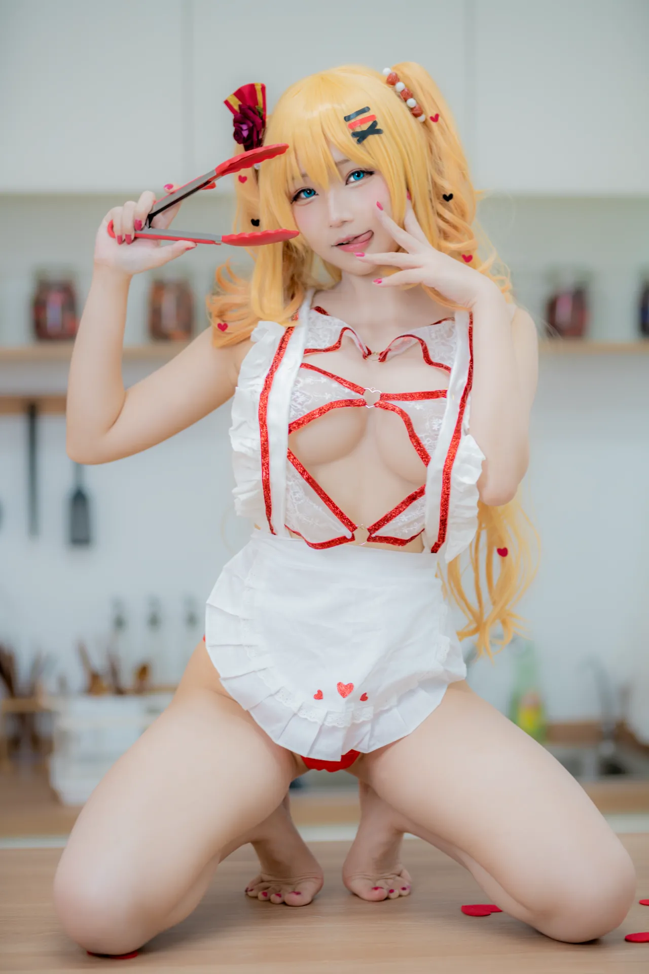 Takanashi Hanari - Hachama apron-erohere3.webp