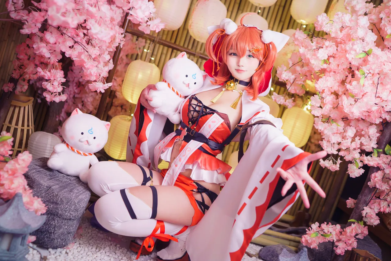 Takanashi Hanari - Miko-erohere4.webp