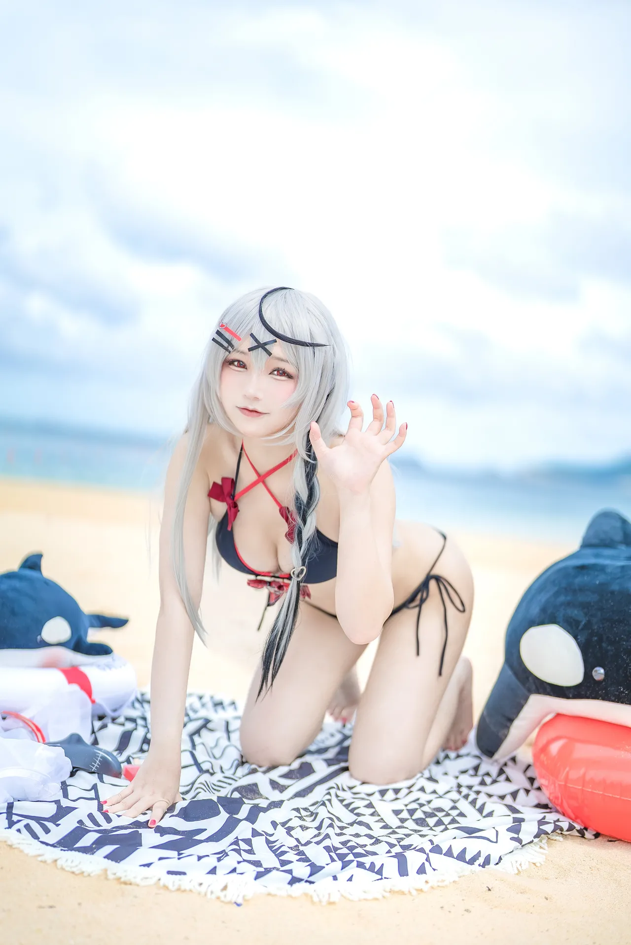 Takanashi Hanari - Sakamata Chloe bikini-erohere11.webp