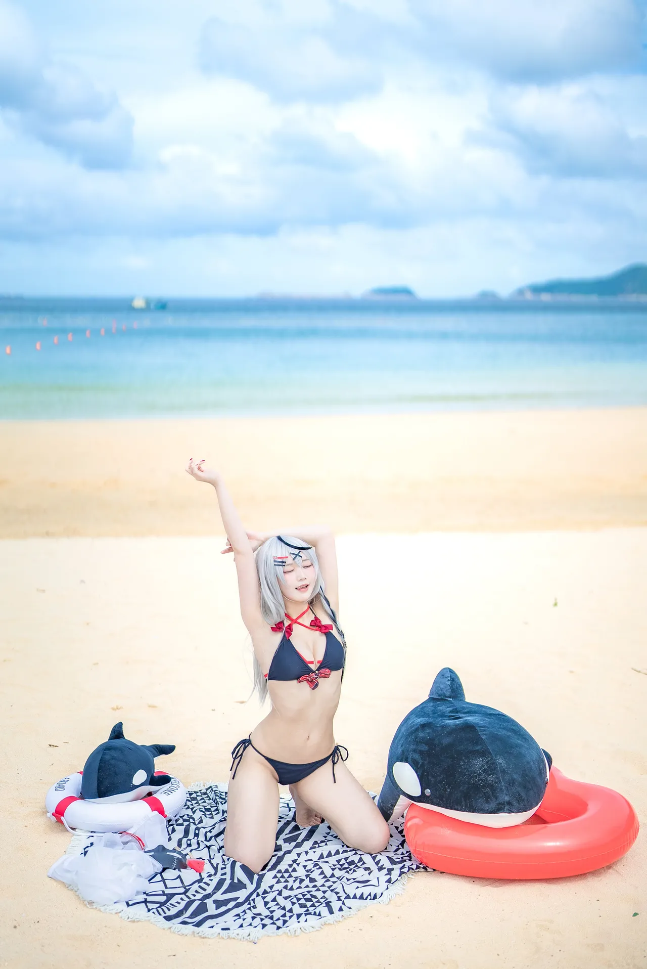 Takanashi Hanari - Sakamata Chloe bikini-erohere13.webp