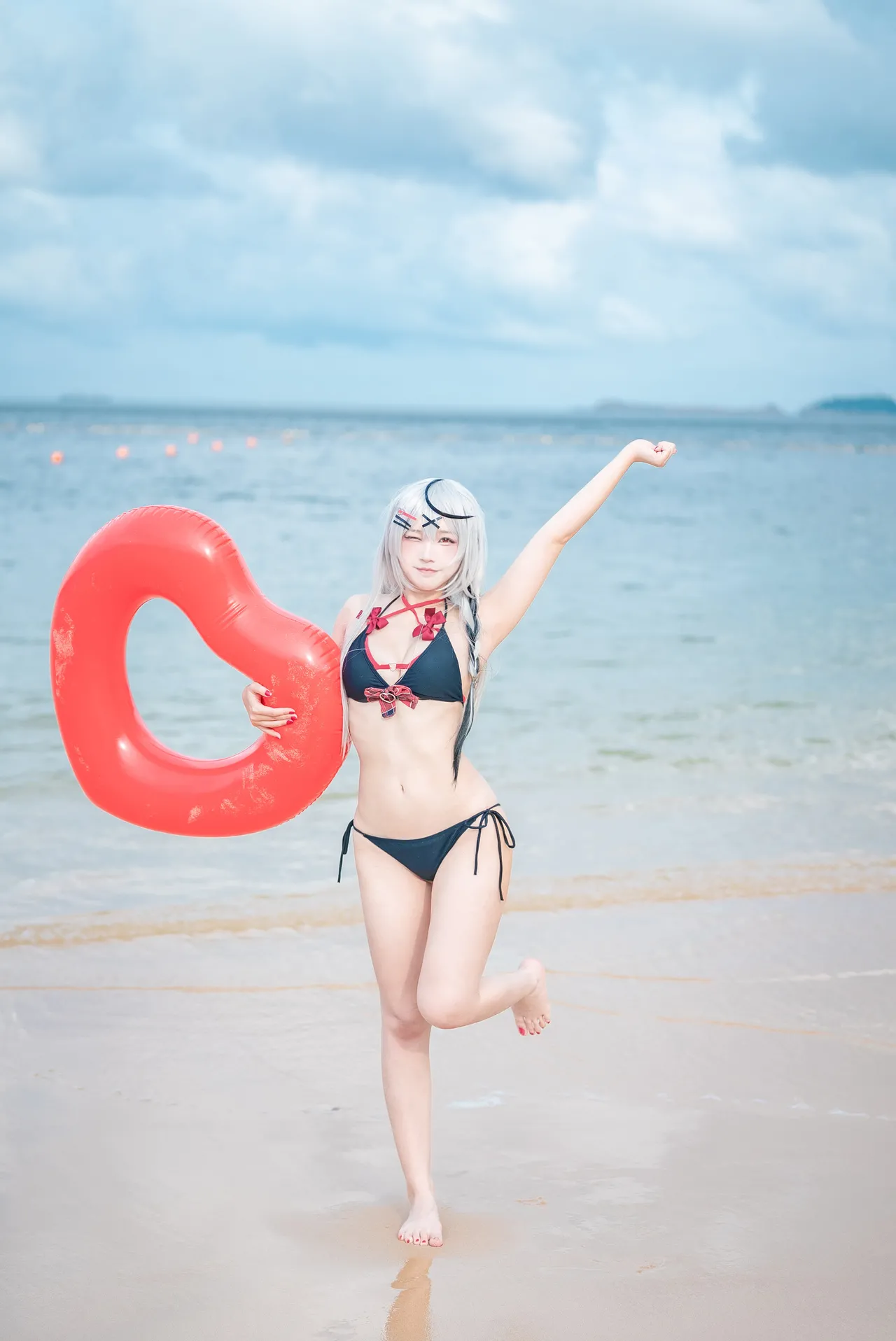 Takanashi Hanari - Sakamata Chloe bikini-erohere16.webp