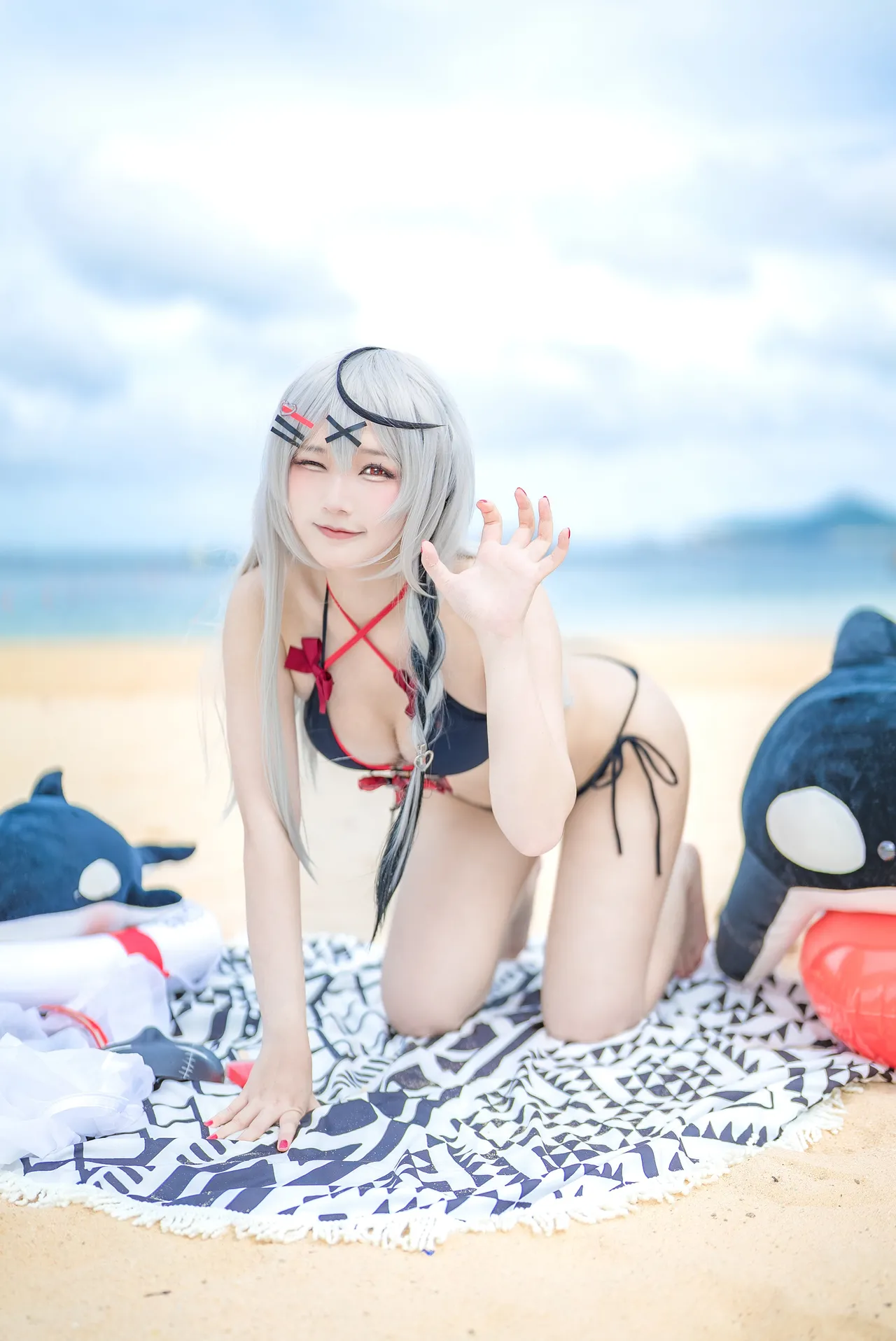 Takanashi Hanari - Sakamata Chloe bikini-erohere9.webp