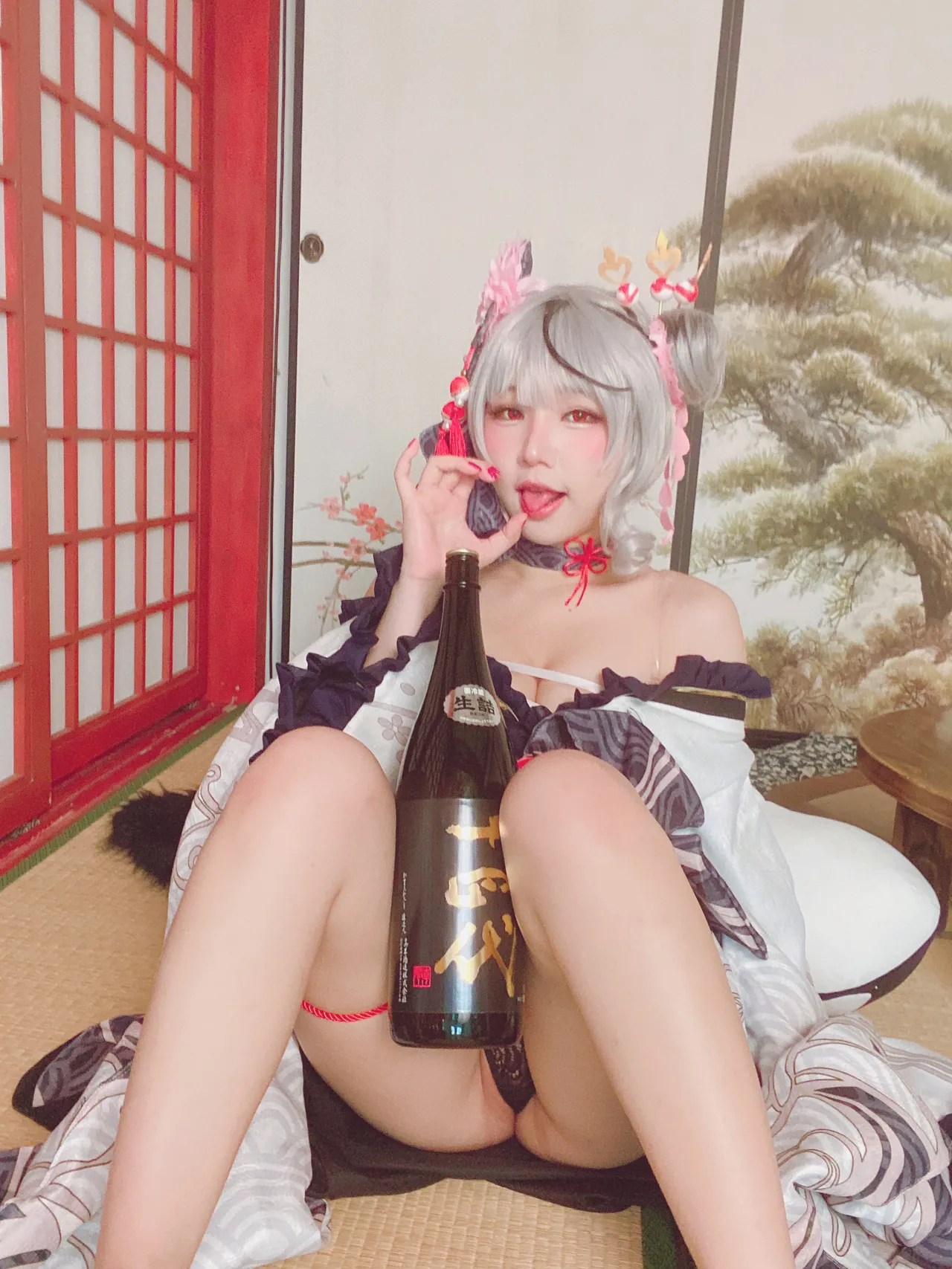 Takanashi Hanari - Sakamata Chloe yukata-erohere32.webp