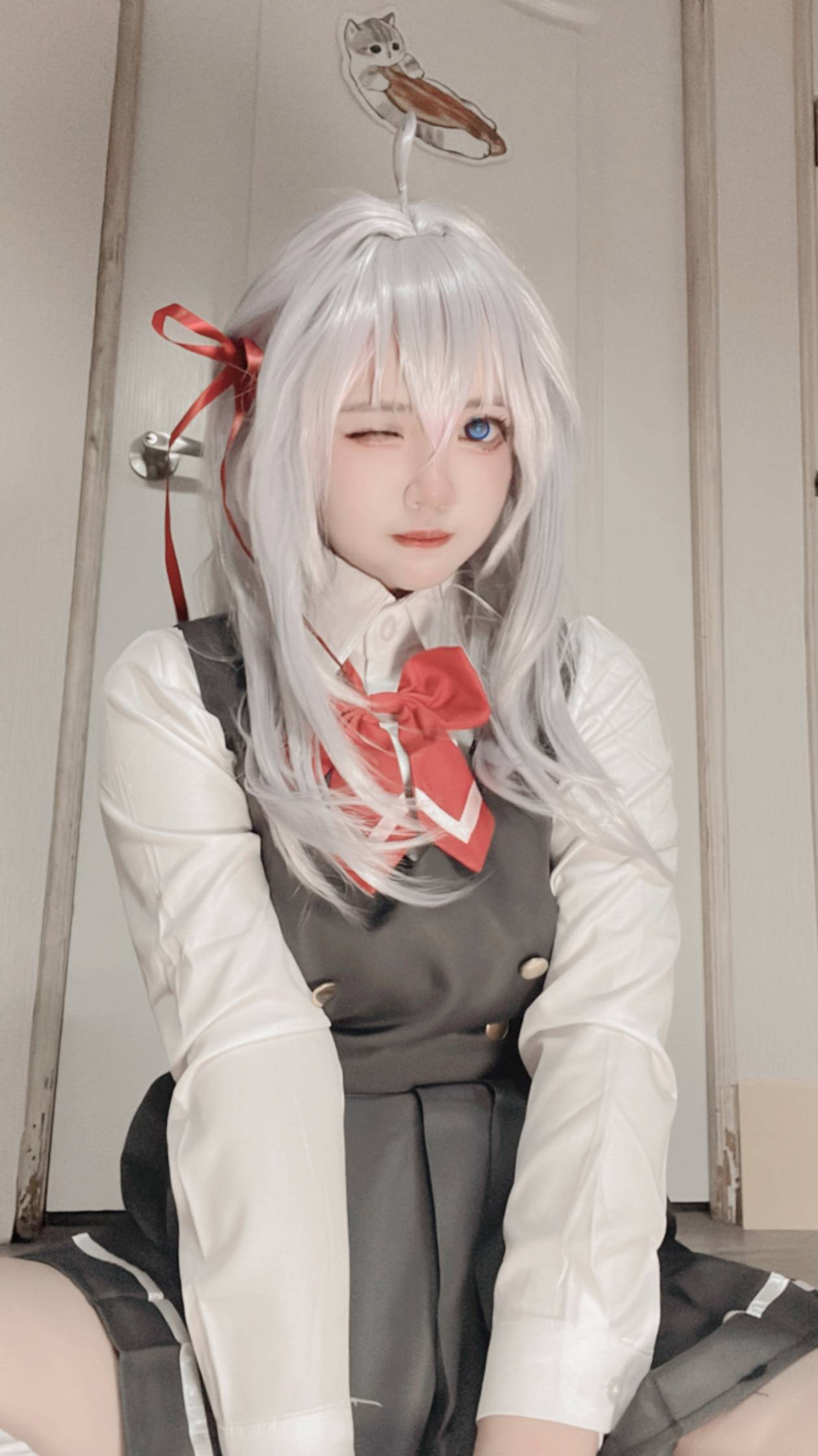 Tako 不時輕聲地以俄語遮羞的鄰座艾莉同學♡ ئاليا-erohere9.jpg