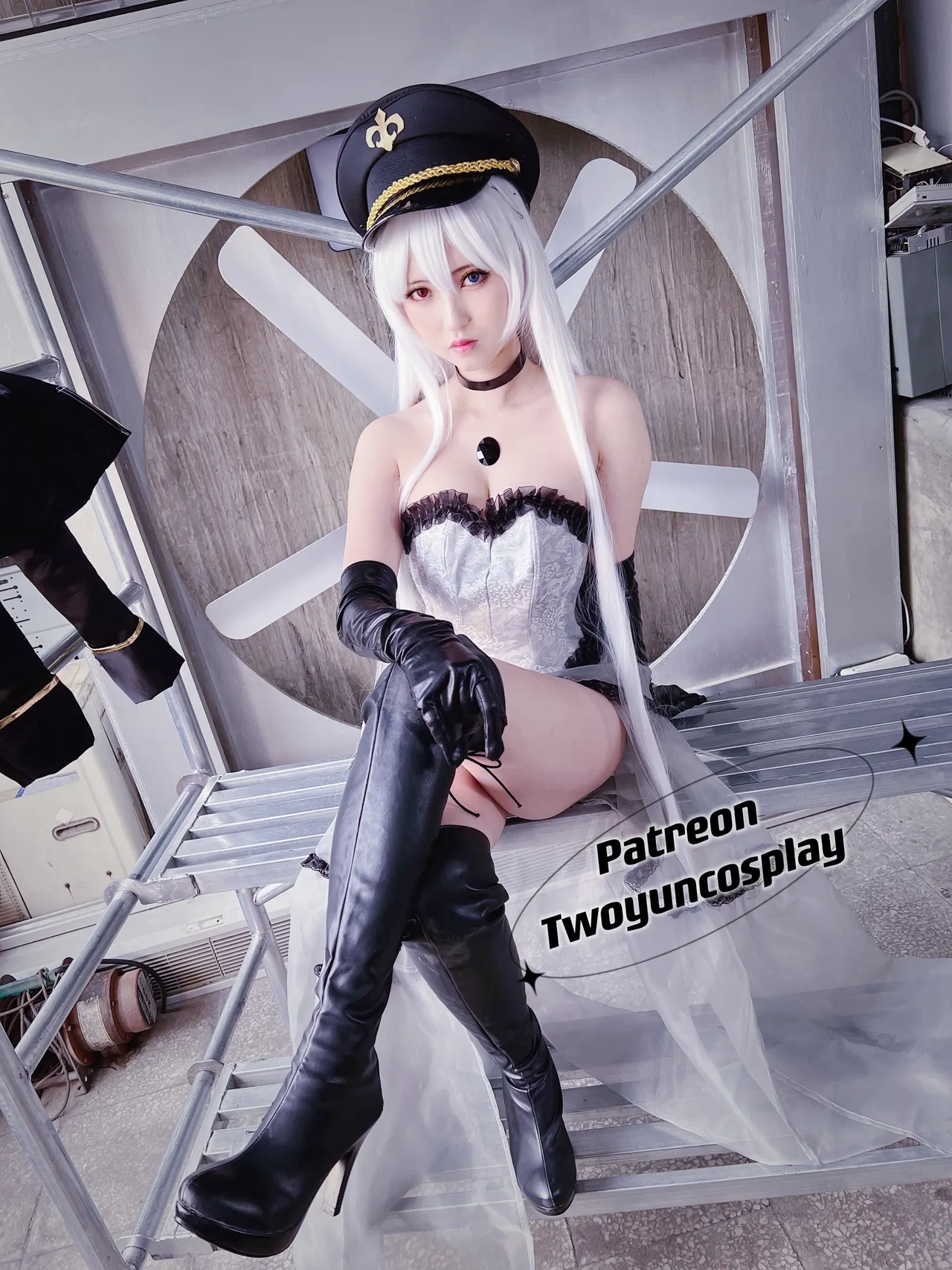 Twoyun - Black Lobelia-erohere10.webp