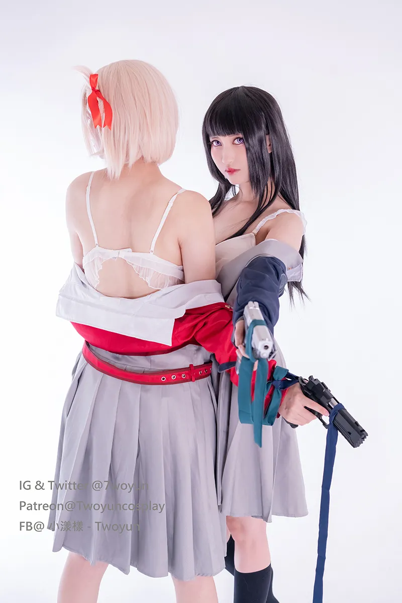 Twoyun - Chisato &amp; Takina-erohere21.webp