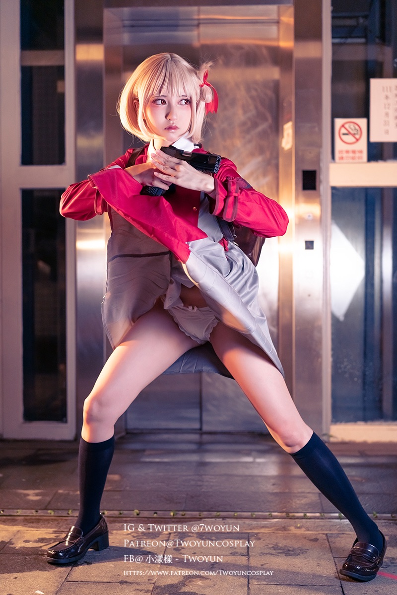 Twoyun - Chisato &amp; Takina-erohere8.jpg