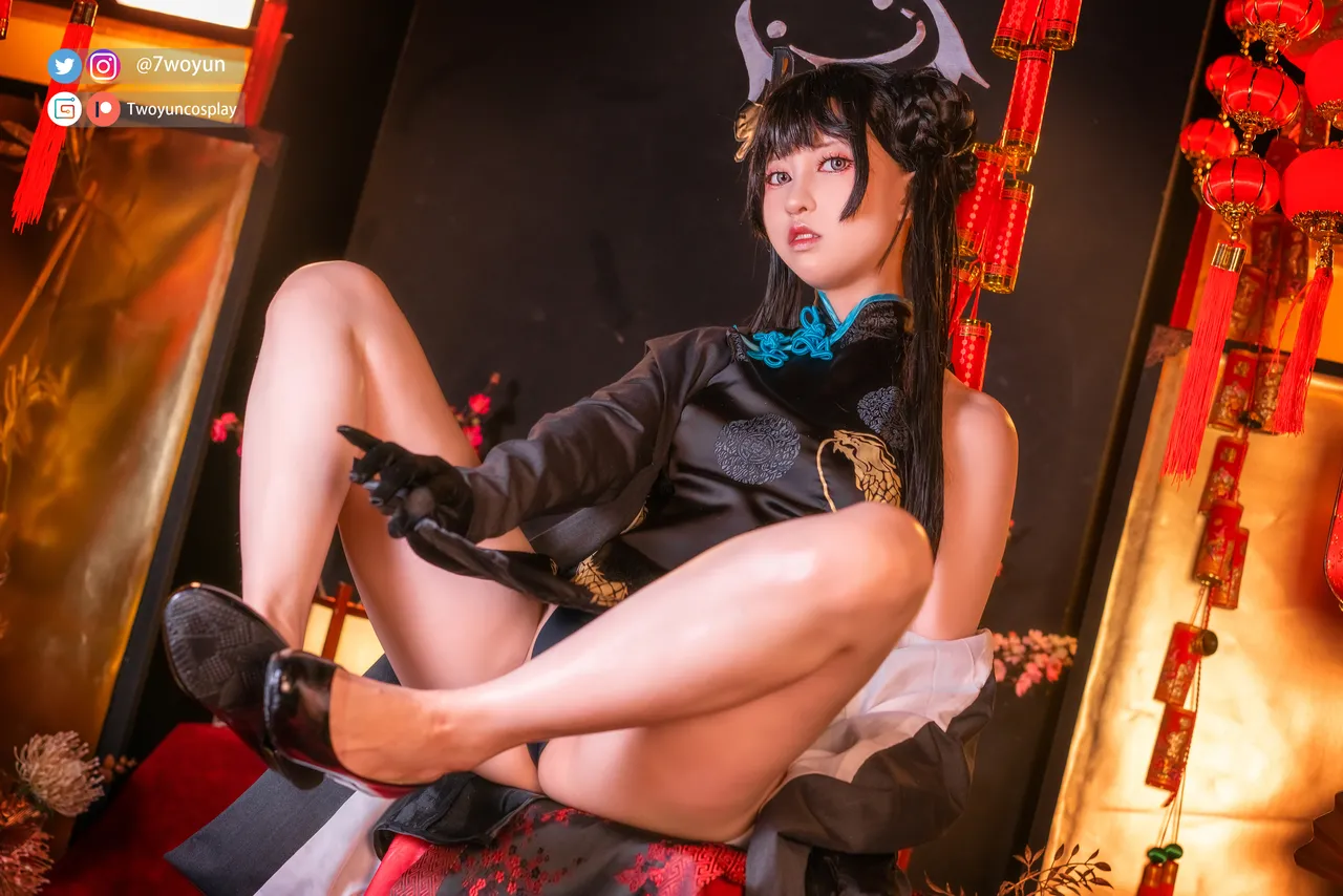 Twoyun - Kisaki-erohere4.webp