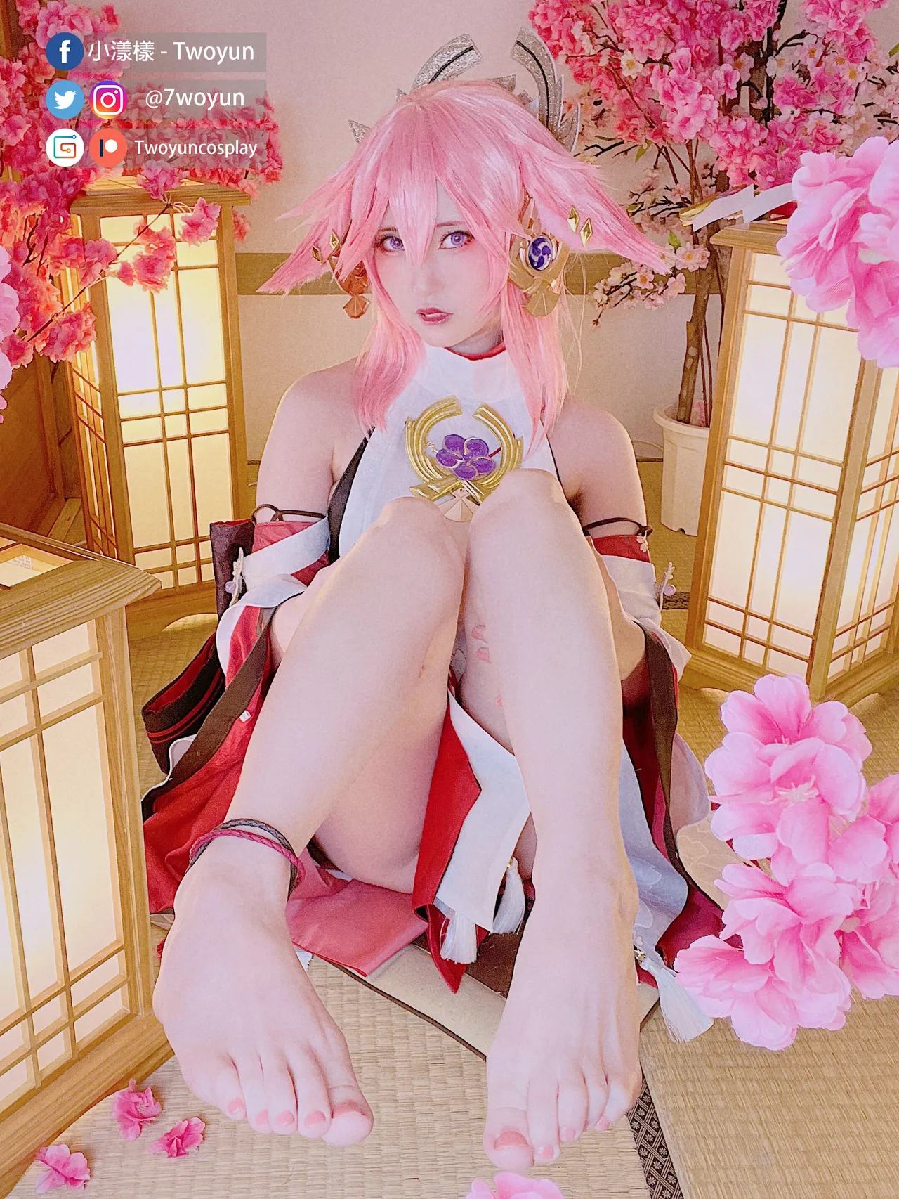 Twoyun - Yae Miko-erohere10.webp