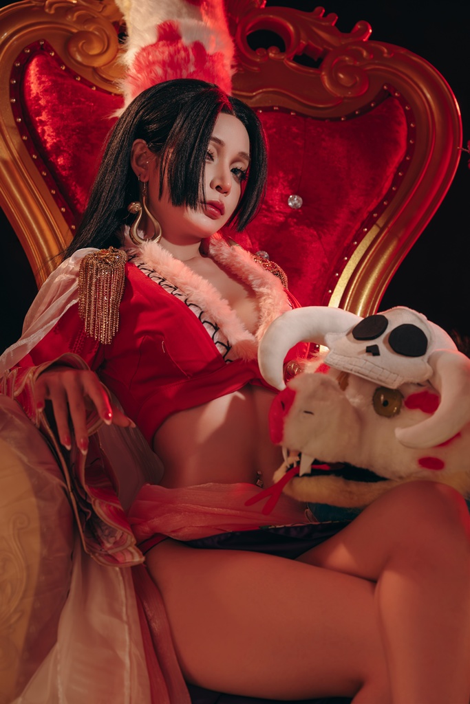 Umeko J – Boa Hancock_Umeko J – Boa Hancock - erohere(8).jpg