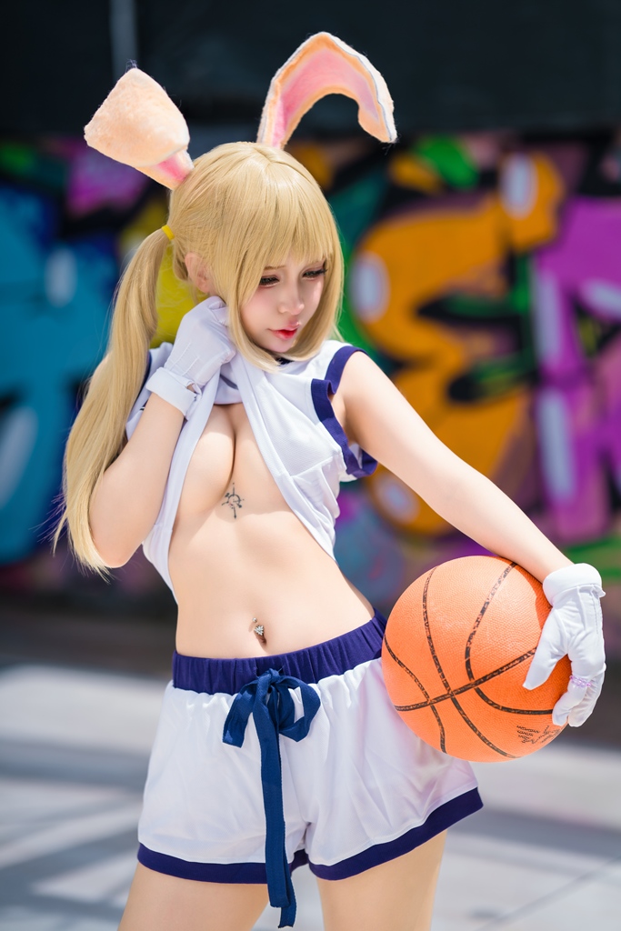 Umeko J – Lola Bunny_Umeko J – Lola Bunny - erohere(10).jpg