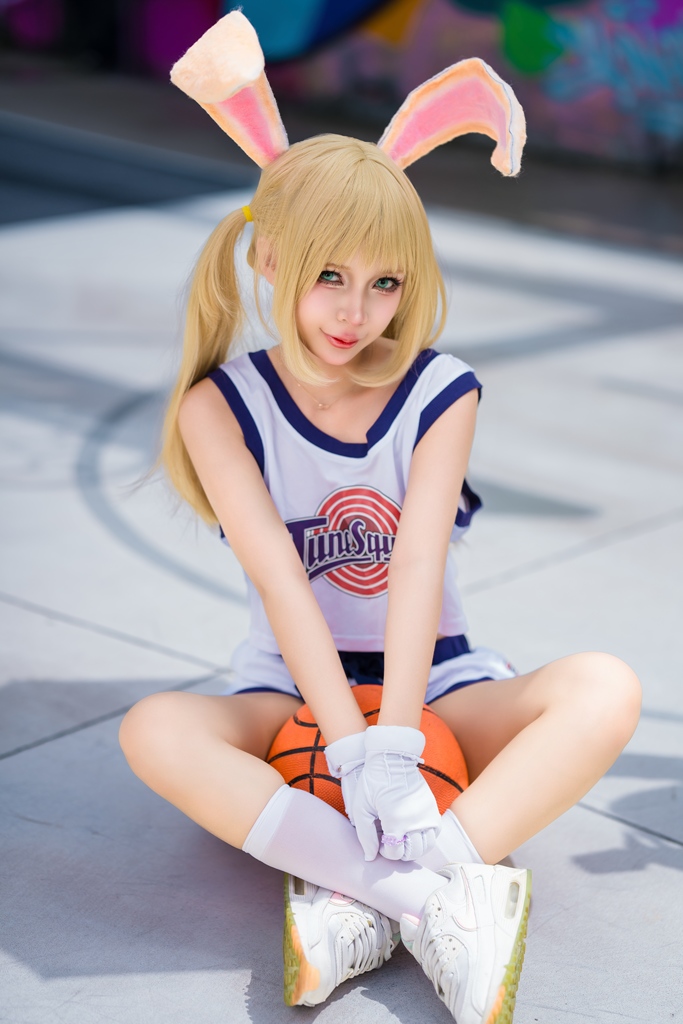 Umeko J – Lola Bunny_Umeko J – Lola Bunny - erohere(11).jpg