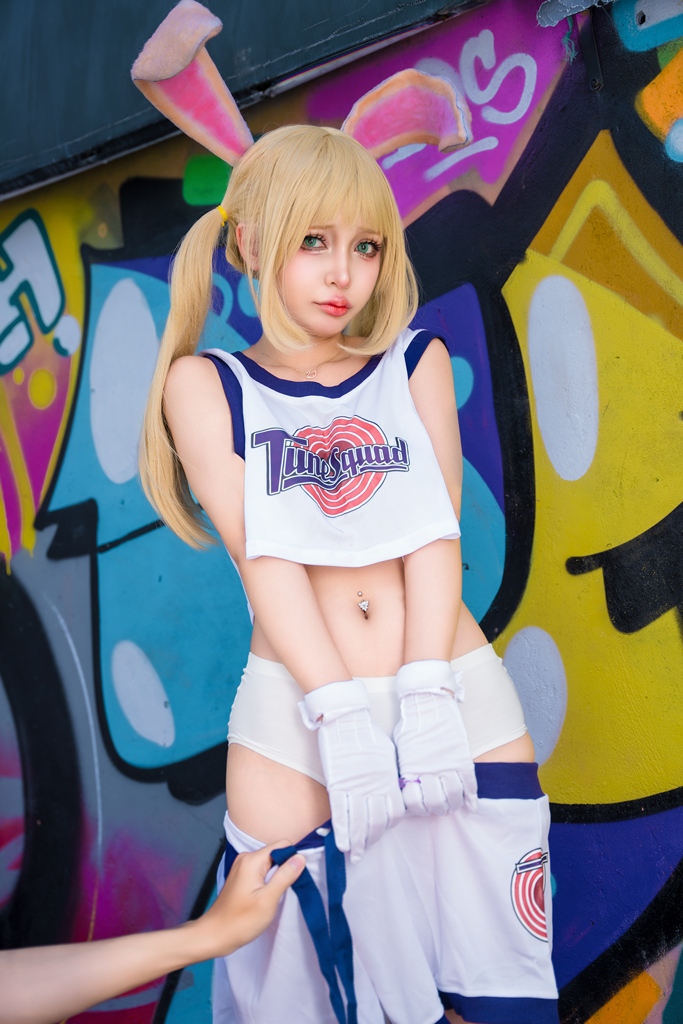 Umeko J – Lola Bunny_Umeko J – Lola Bunny - erohere(27).jpg