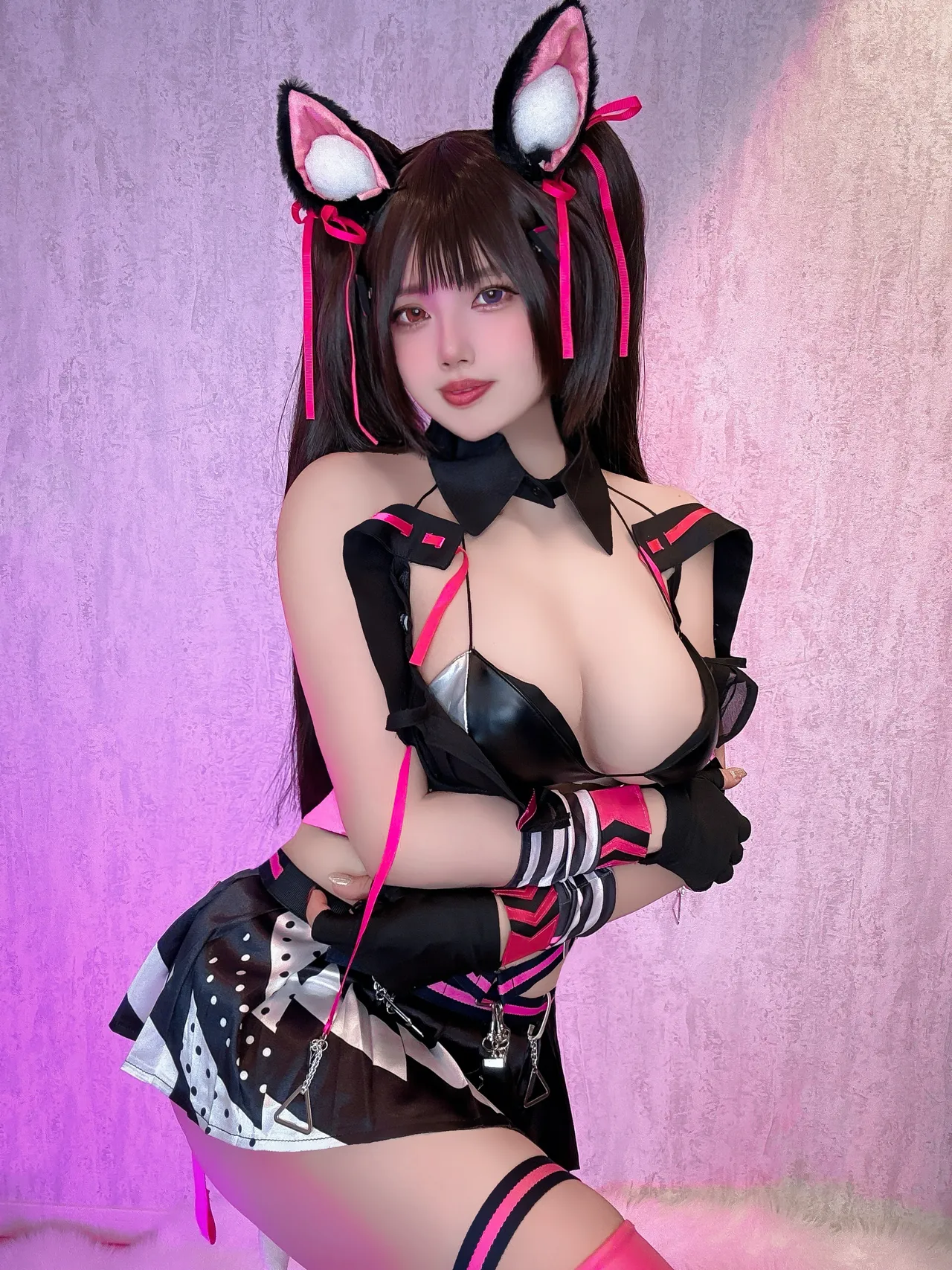 Uri - Nero-erohere2.webp