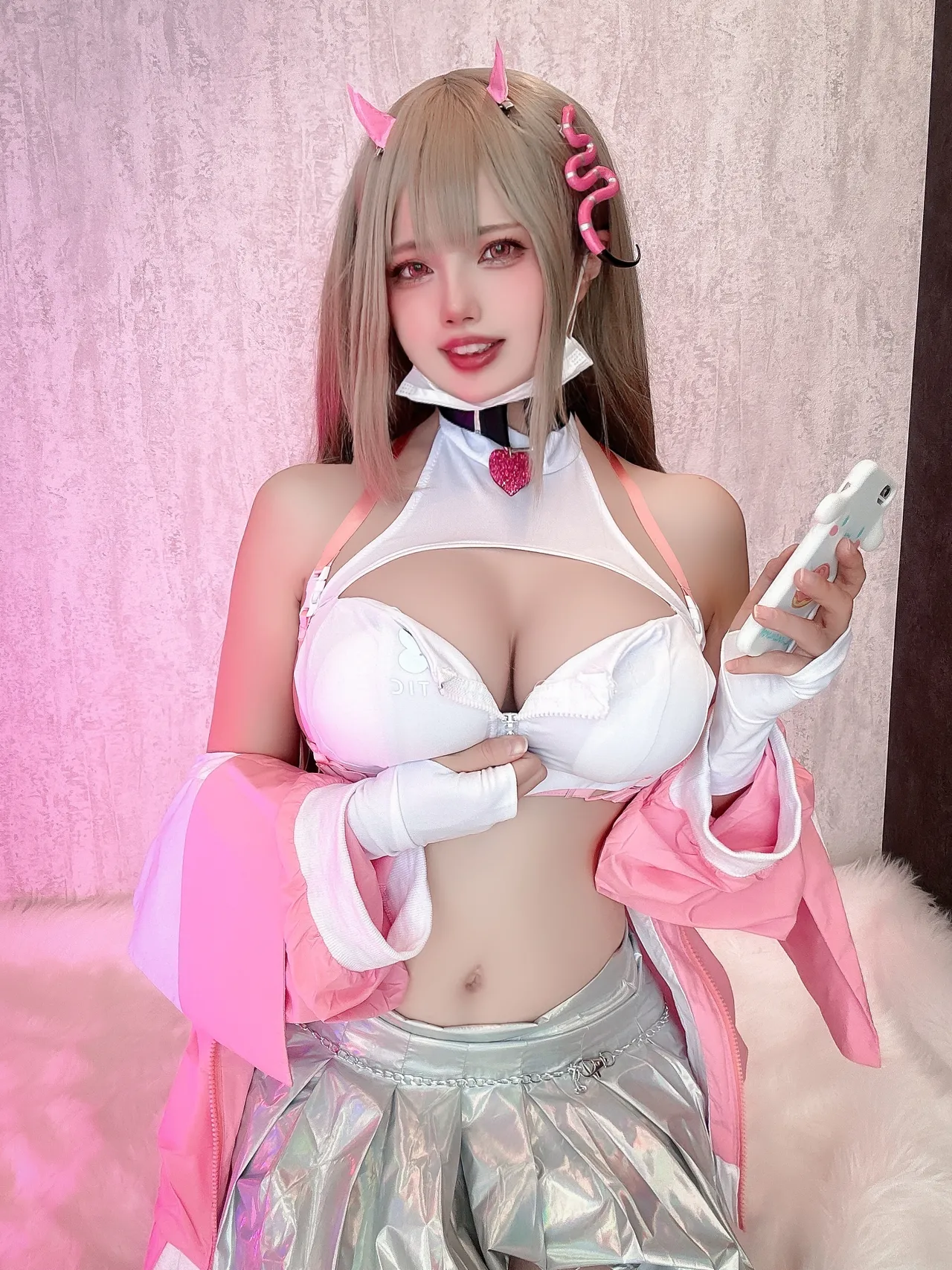 Uri - Viper-erohere14.webp