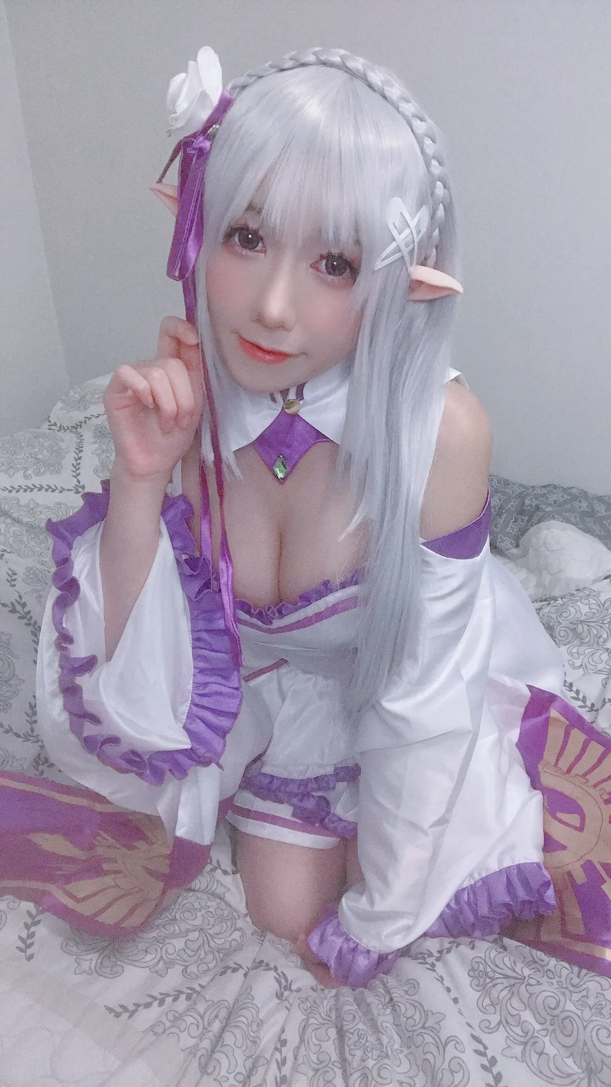 Usagi Christy - Emilia-erohere3.webp