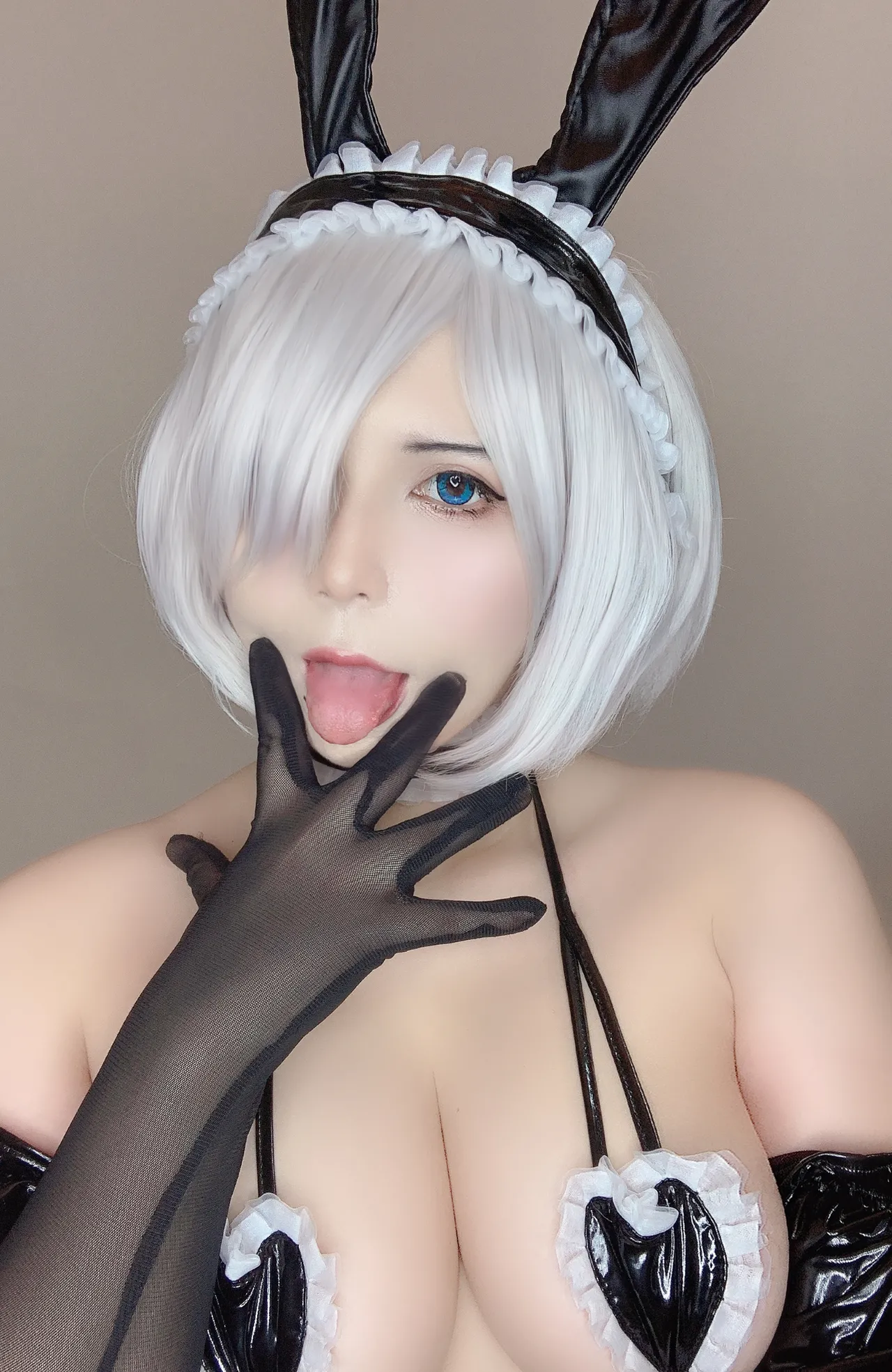 UyUy - Bunny 2B-erohere34.webp
