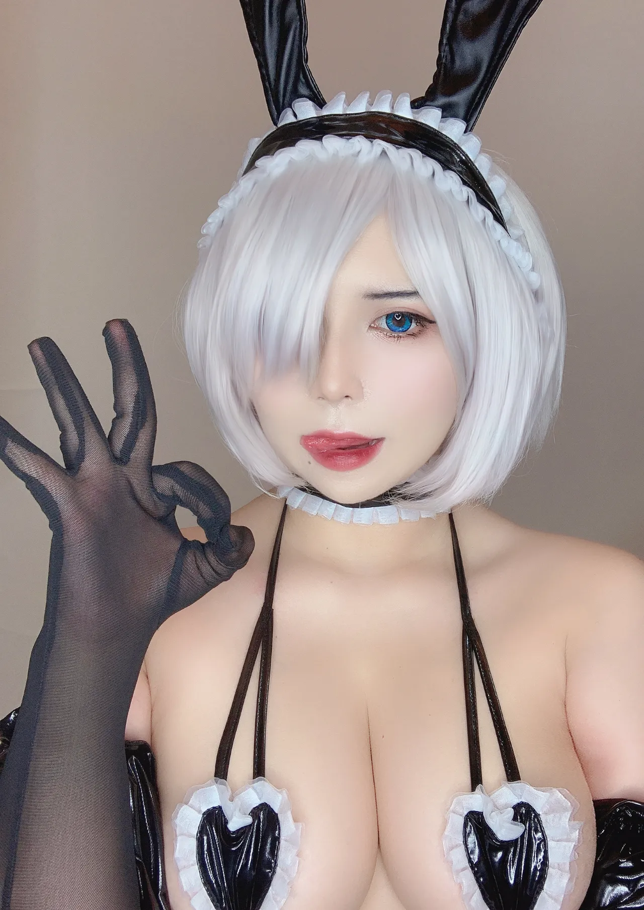 UyUy - Bunny 2B-erohere43.webp