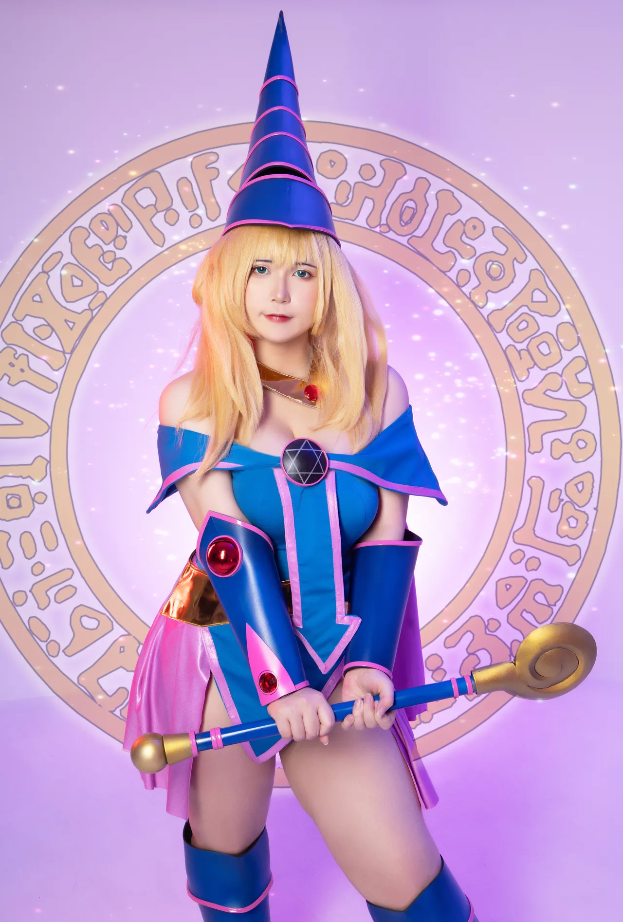 UyUy - Dark Magician Girl