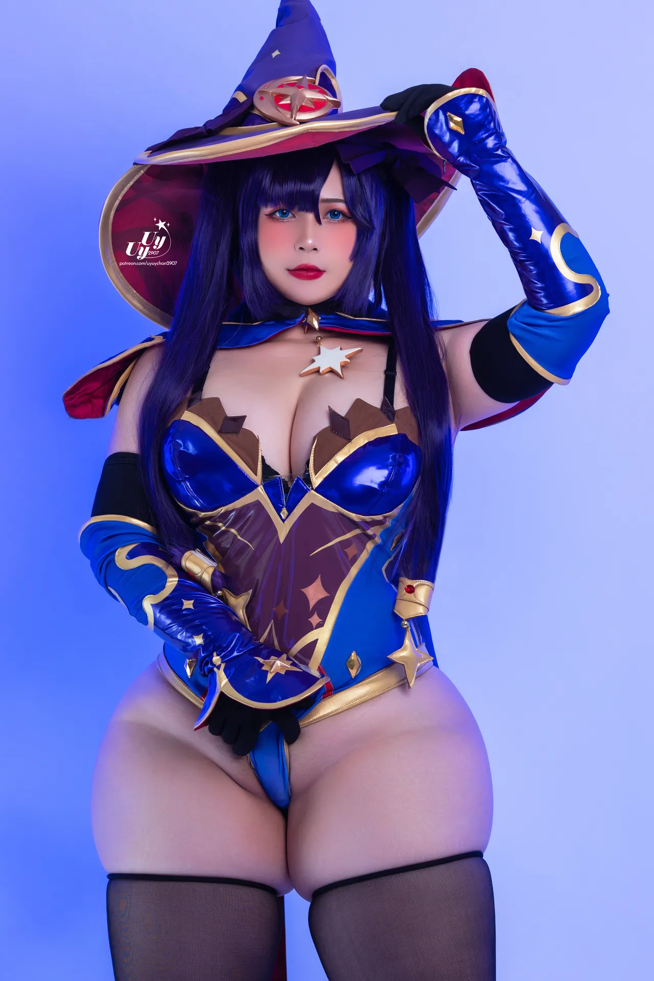 UyUy - Mona-erohere11.webp