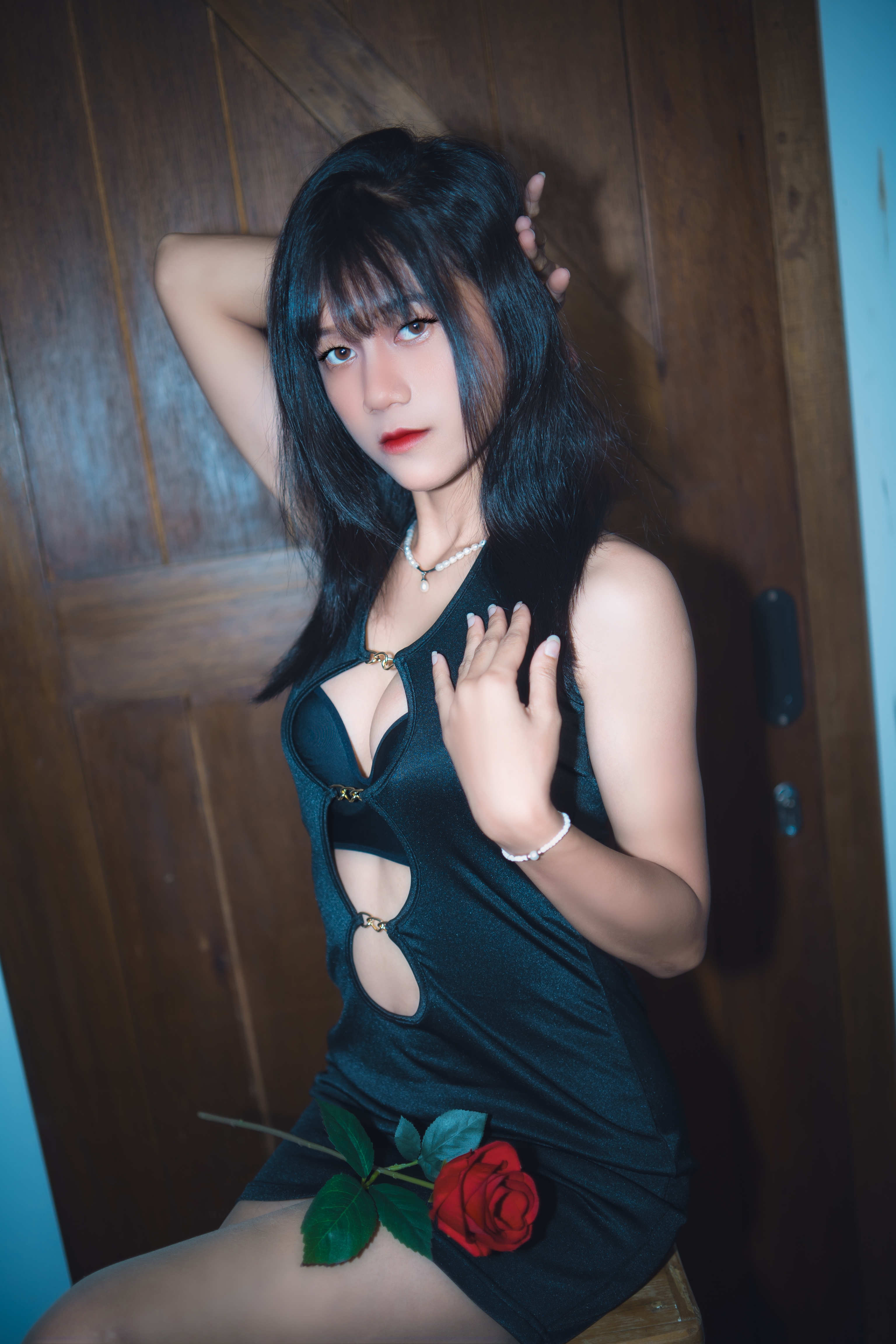 Vi - Black Dress erohere (6).jpg