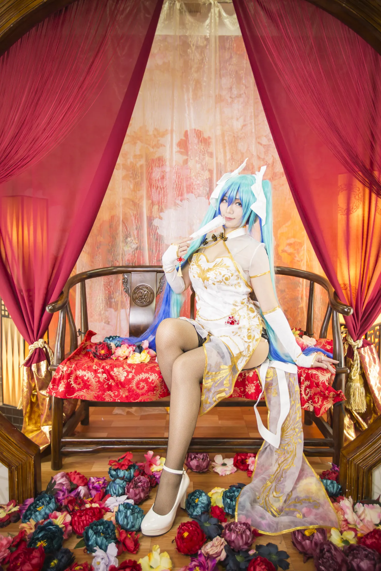 Vocaloid Hatsune Miku Canary-erohere5.webp