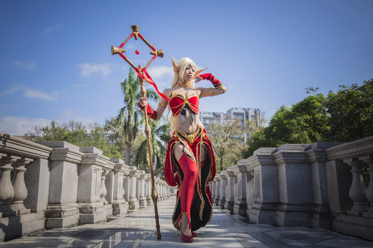 WoW Blood Elf Priest-erohere3.webp