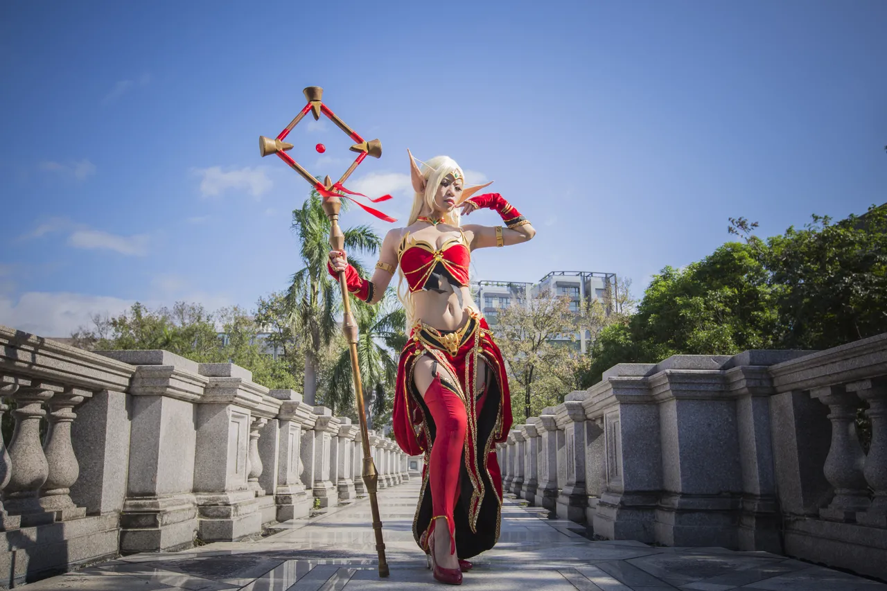 WoW Blood Elf Priest-erohere4.webp