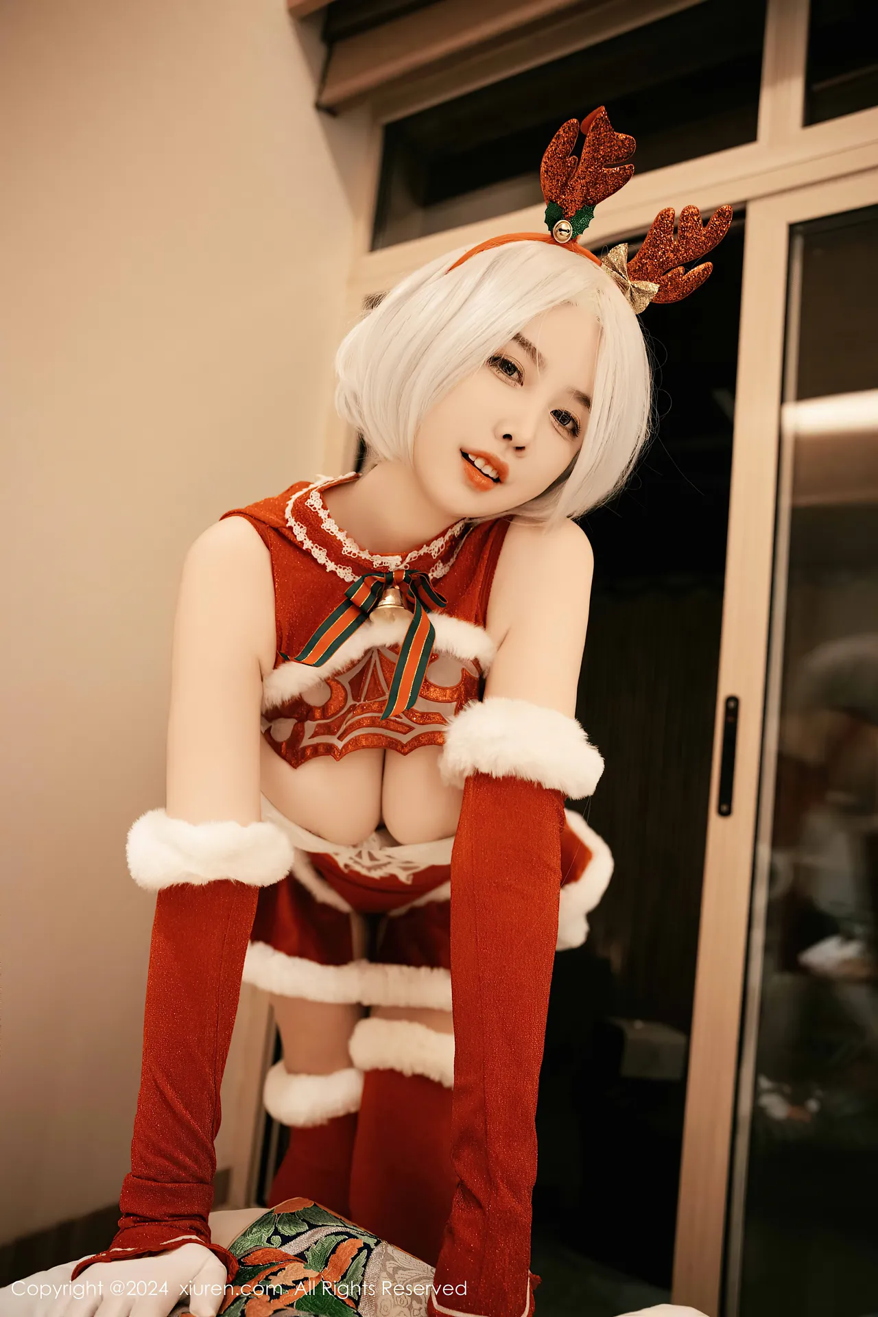 Xiuren秀人网 樱桃小犊子 Yorha 2B Chrismast-erohere11.webp