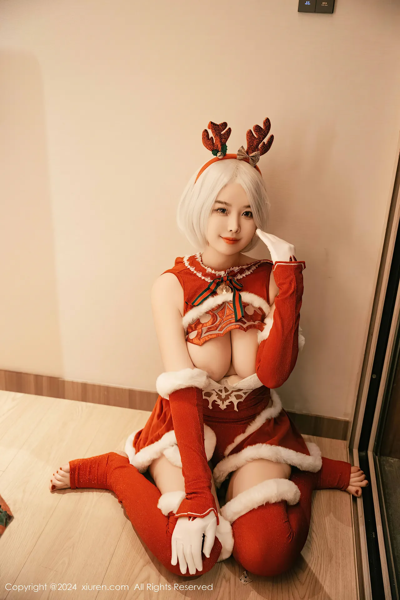 Xiuren秀人网 樱桃小犊子 Yorha 2B Chrismast-erohere19.webp