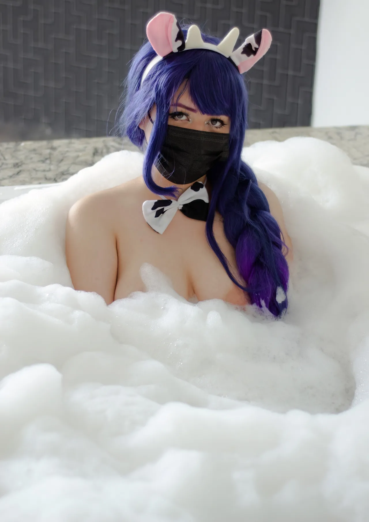 Yaeuwu Raiden Bikini Cosplay-erohere24.webp