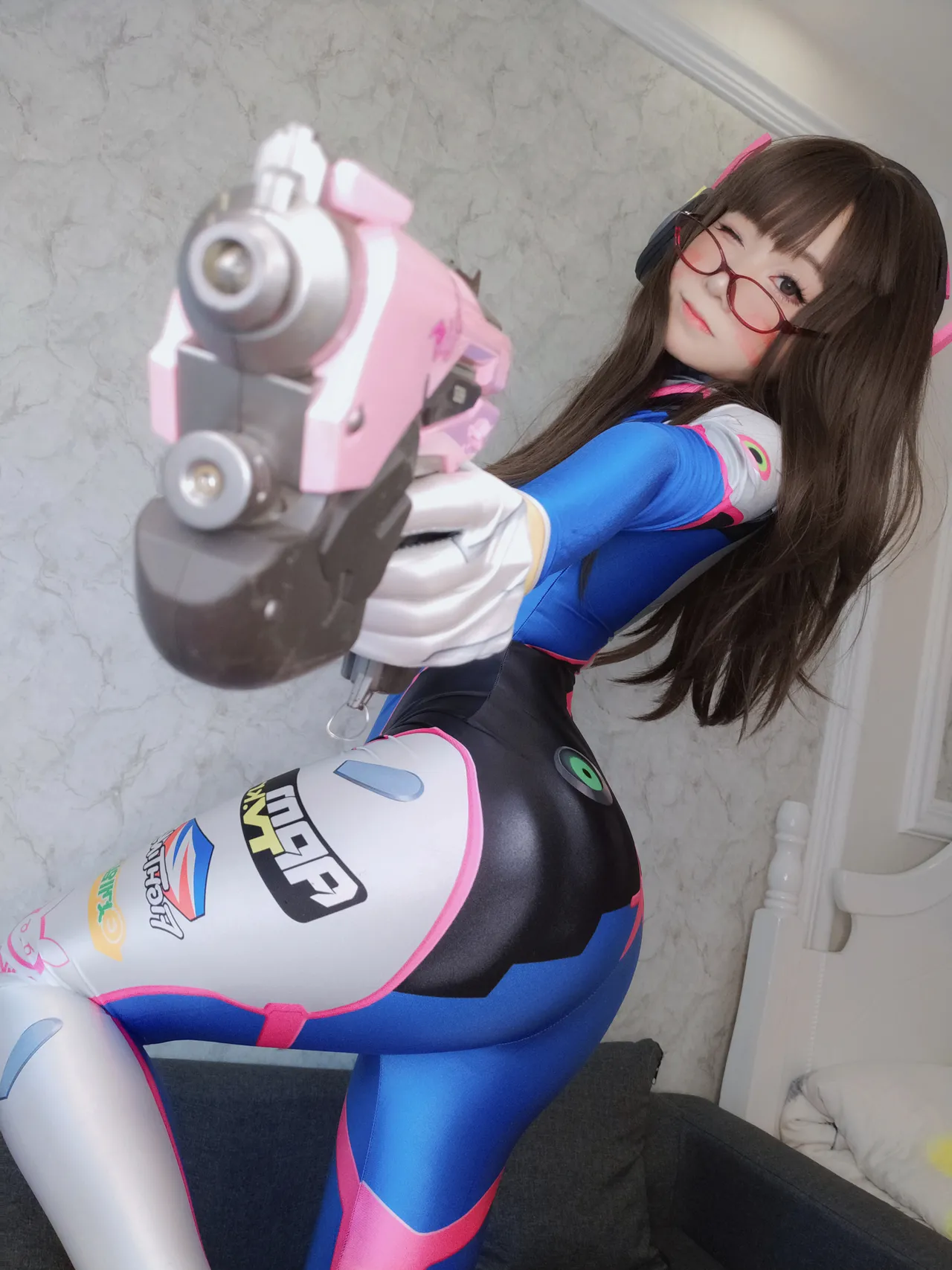 YaoYaoQwQ - D.Va-erohere13.webp