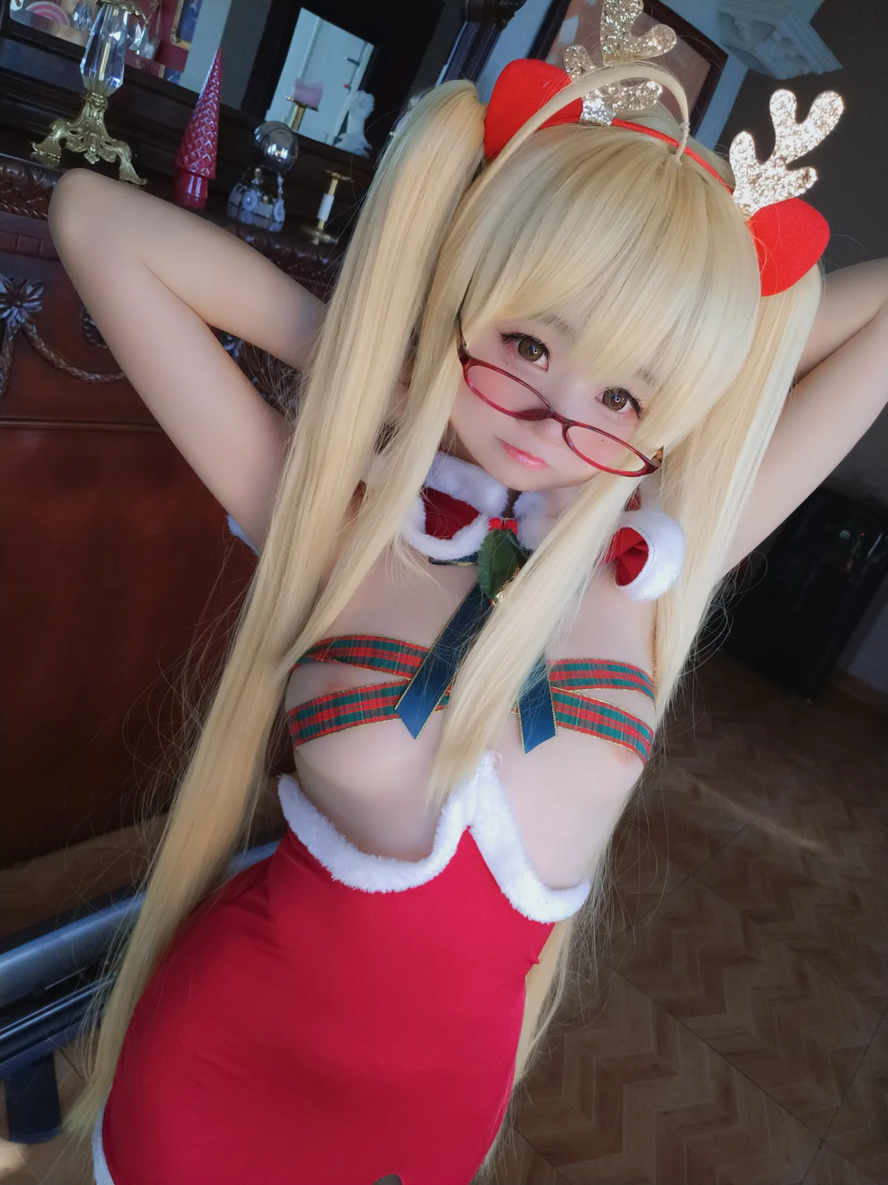 YaoYaoQwQ - Reindeer Marie Rose-erohere2.webp