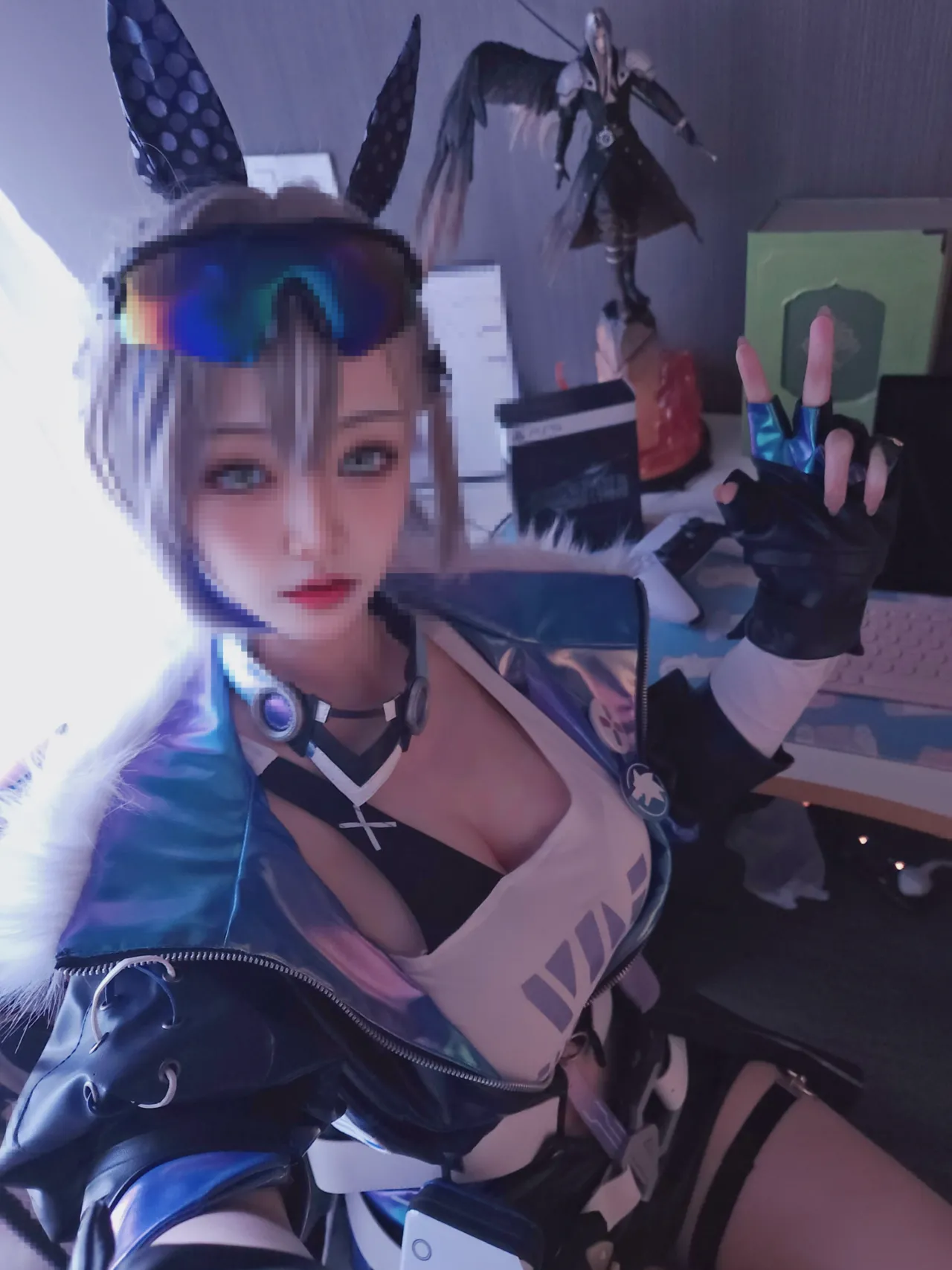 Yuikai Chan - Silverwolf-erohere10.webp