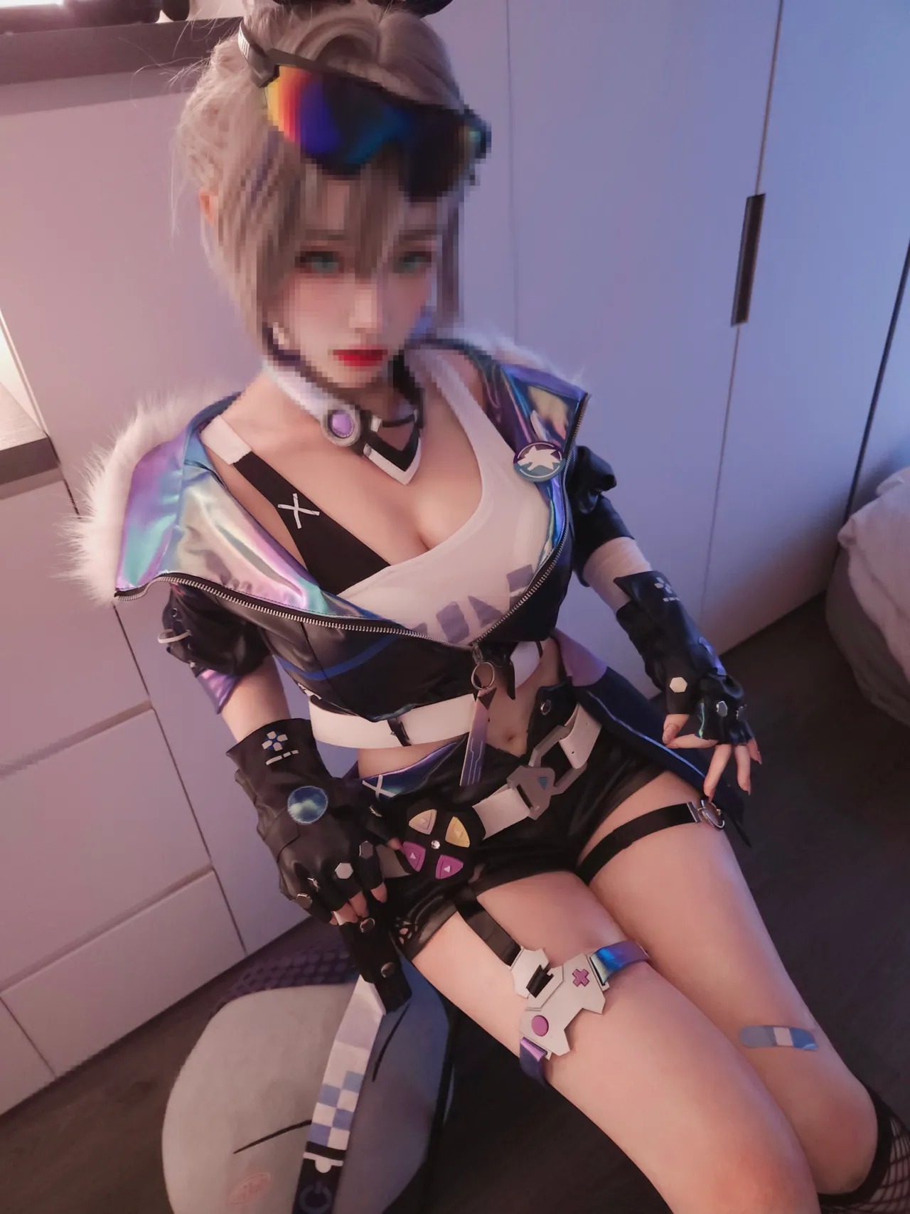 Yuikai Chan - Silverwolf-erohere7.webp
