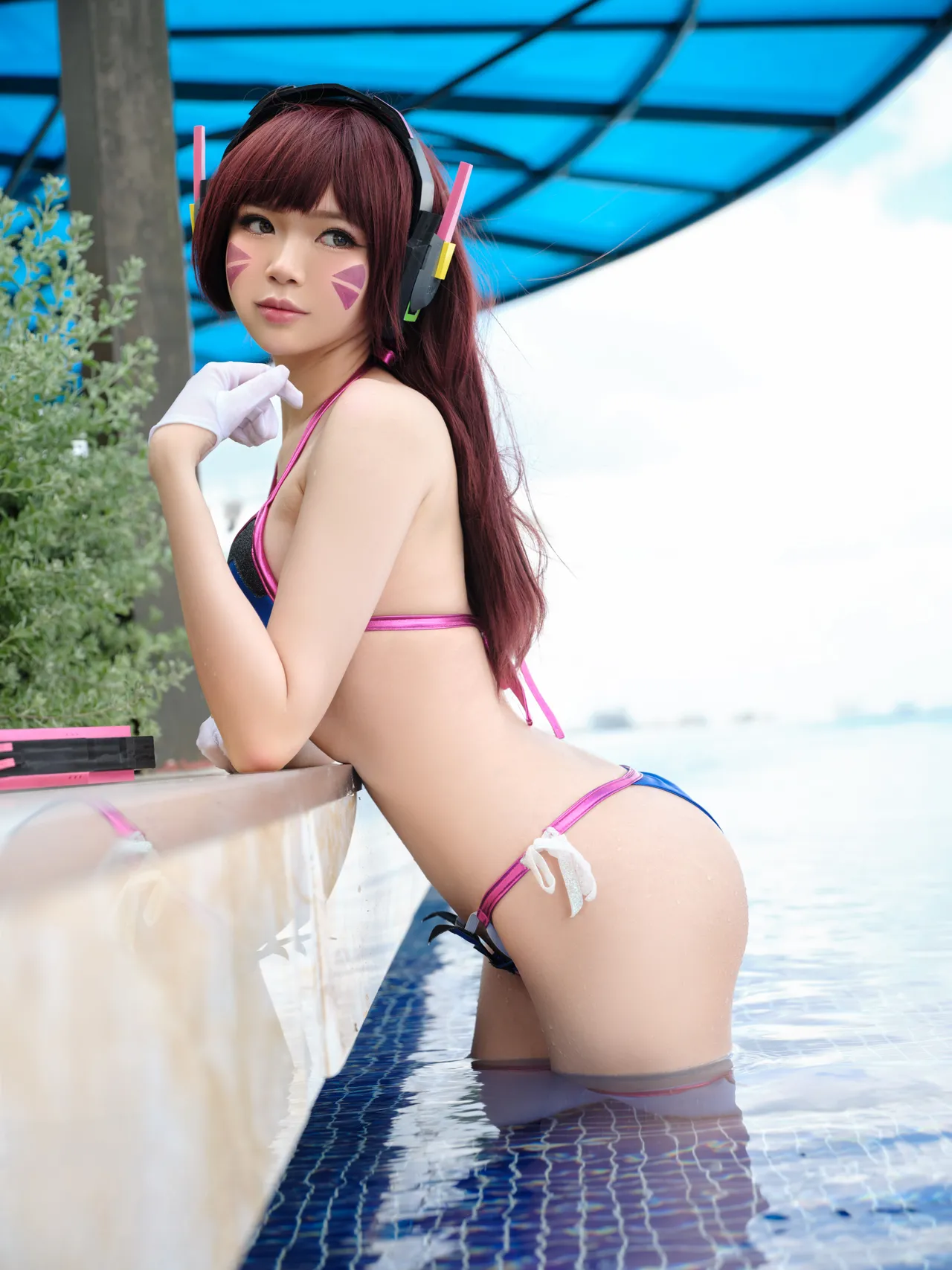 ZinieQ - D.Va-erohere11.webp