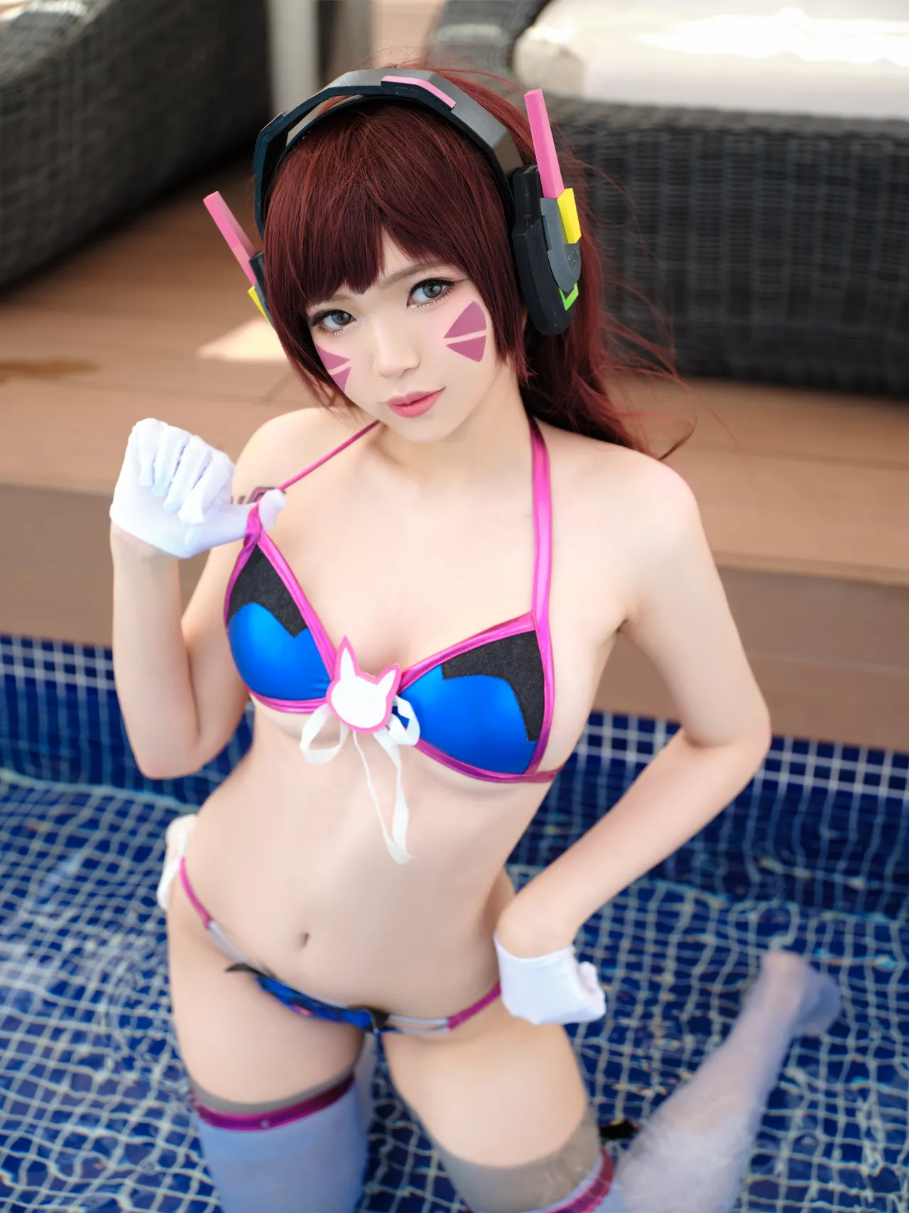ZinieQ - D.Va-erohere8.webp