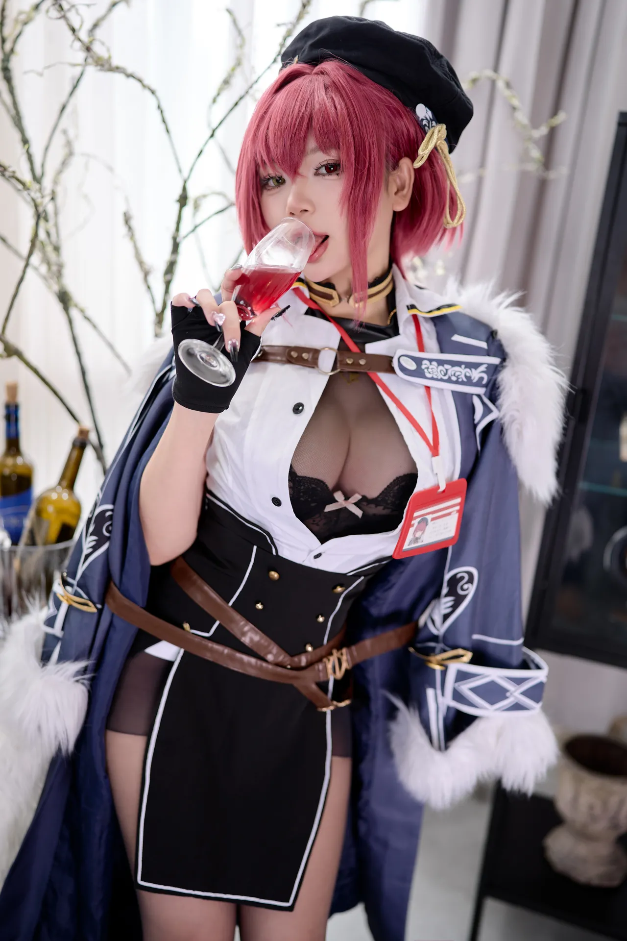ZinieQ - Marine-erohere2.webp