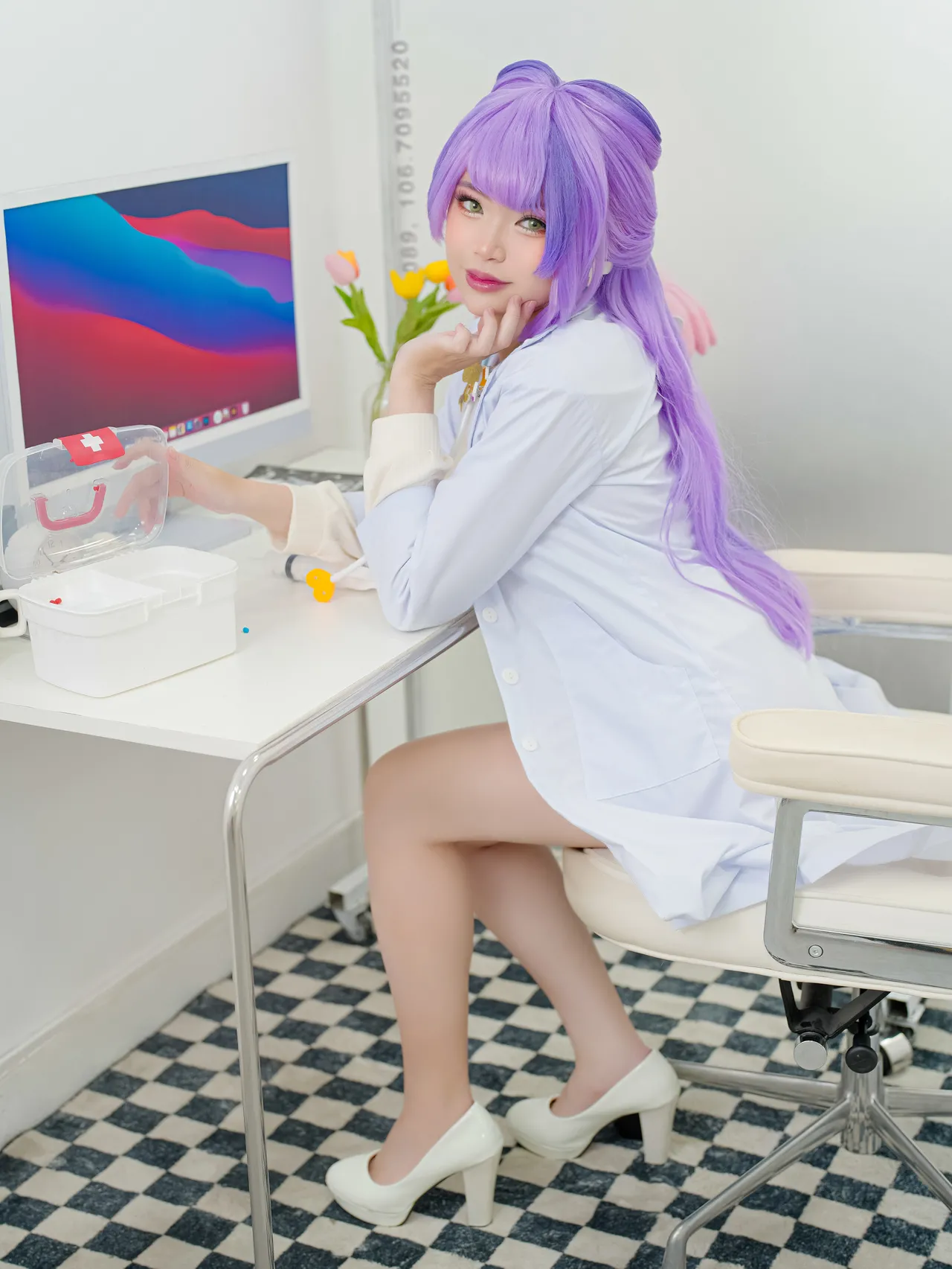 ZinieQ - Miriam-erohere2.webp