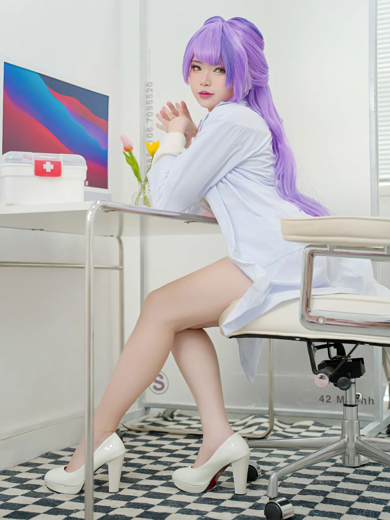 ZinieQ - Miriam-erohere6.webp