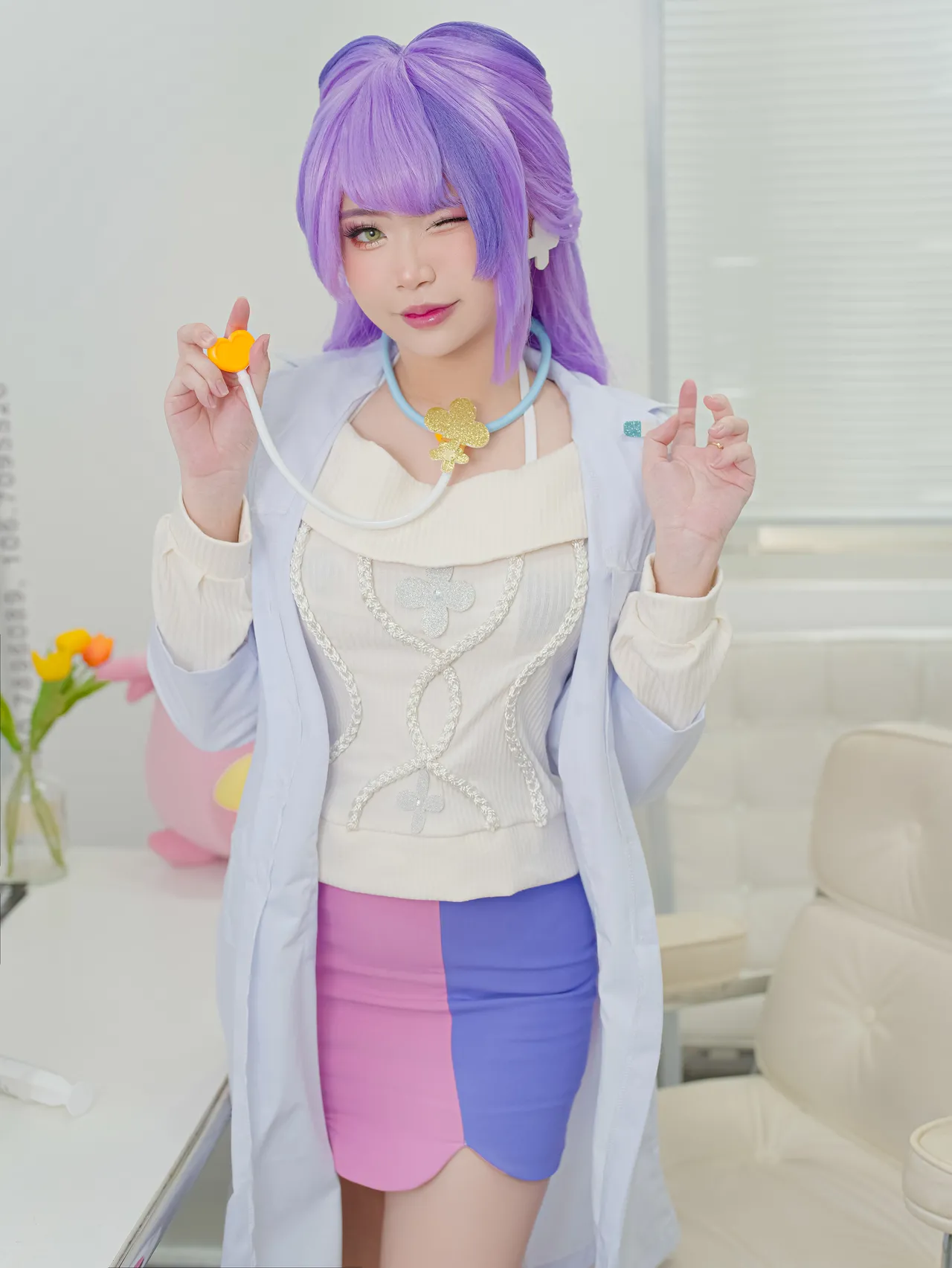 ZinieQ - Miriam-erohere8.webp