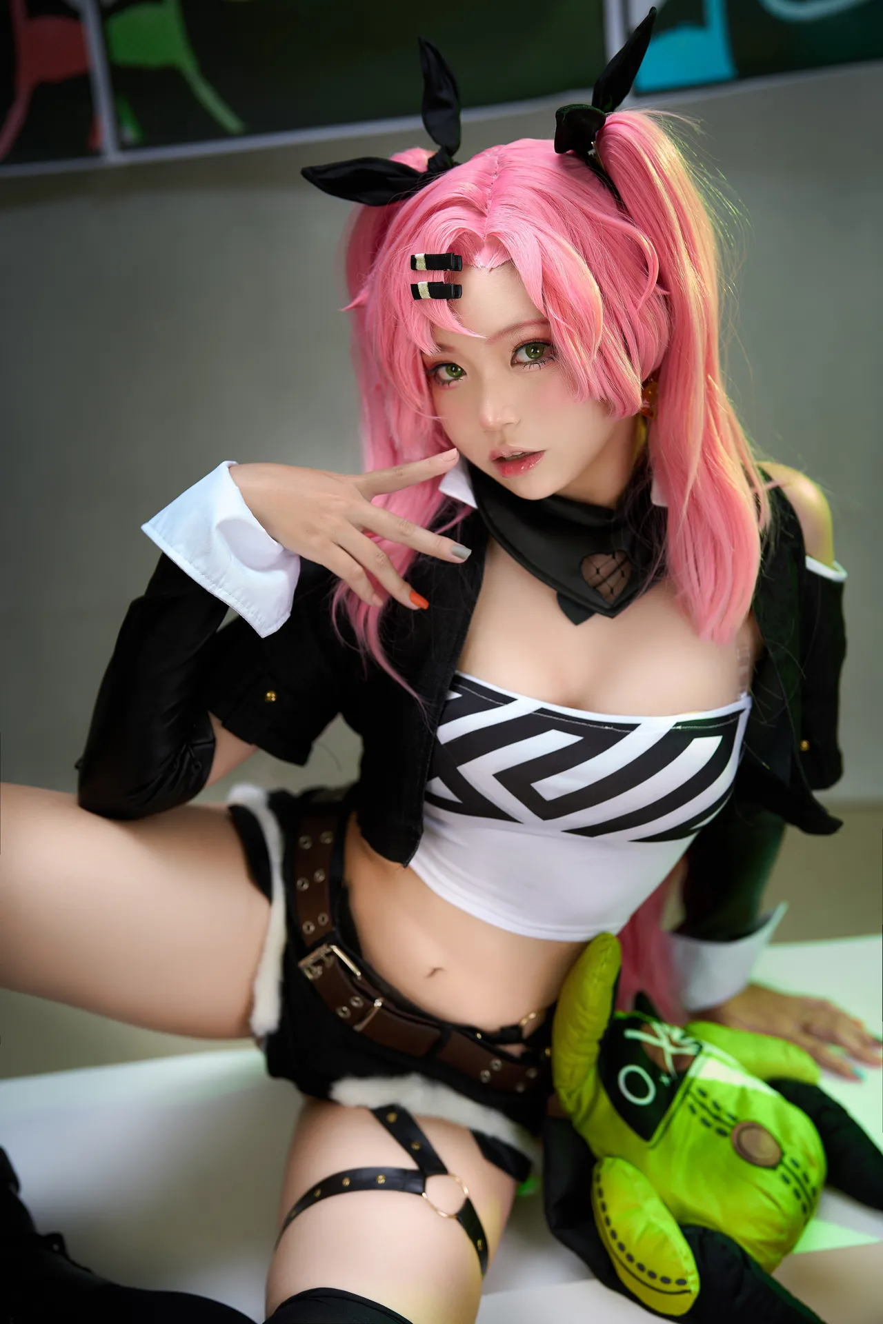 ZinieQ - Nicole Demara-erohere5.webp