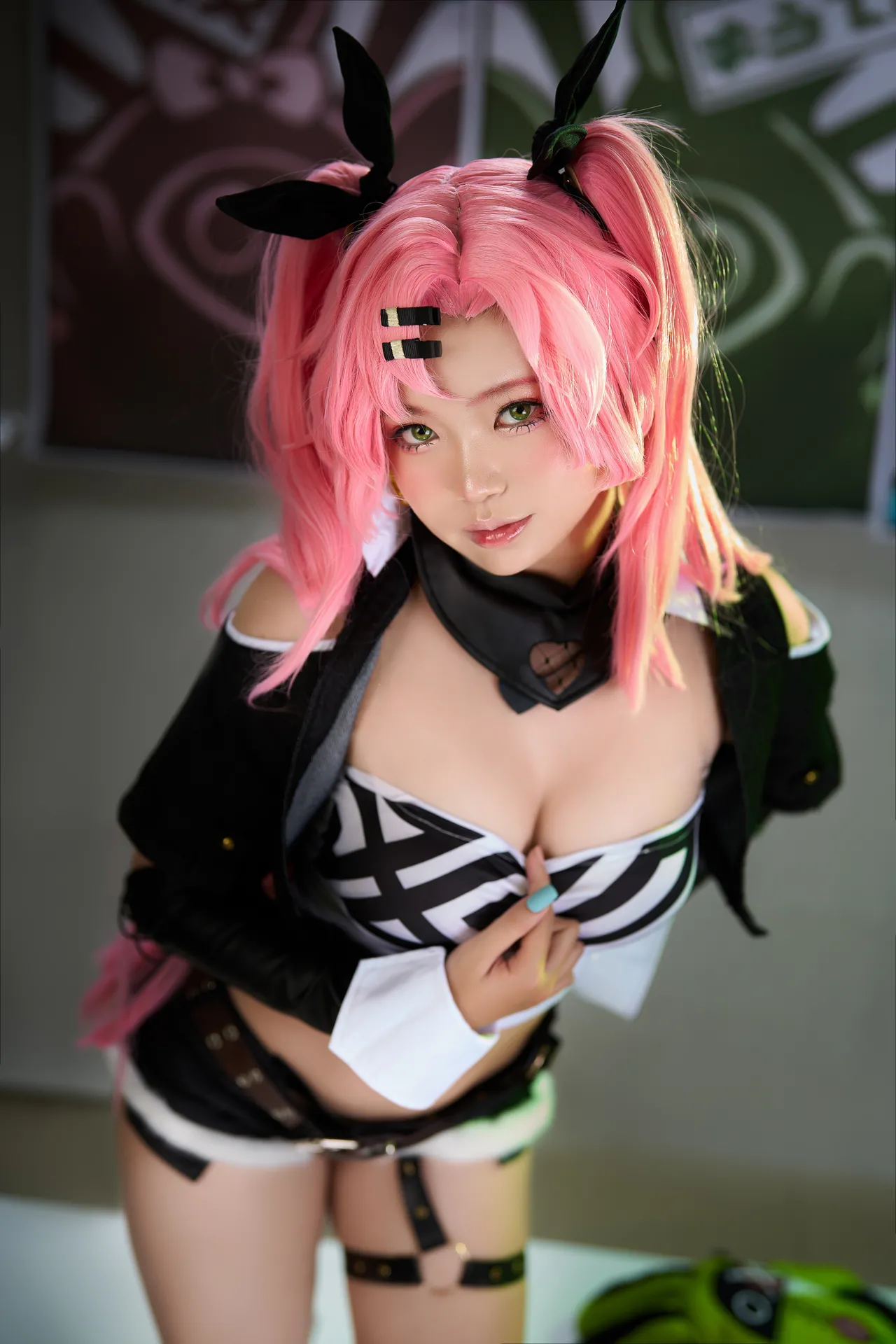 ZinieQ - Nicole Demara-erohere8.webp