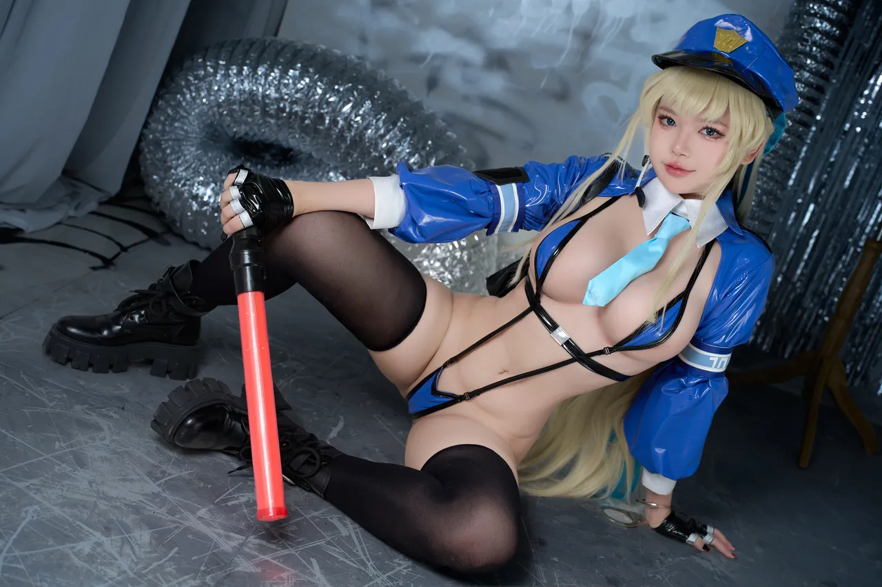 ZinieQ - Officer Toki-erohere14.webp