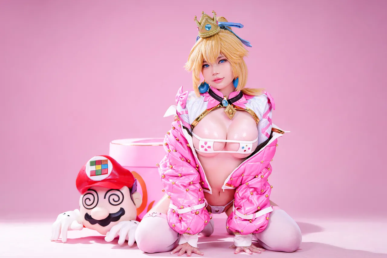 ZinieQ - Princess Peach-erohere12.webp