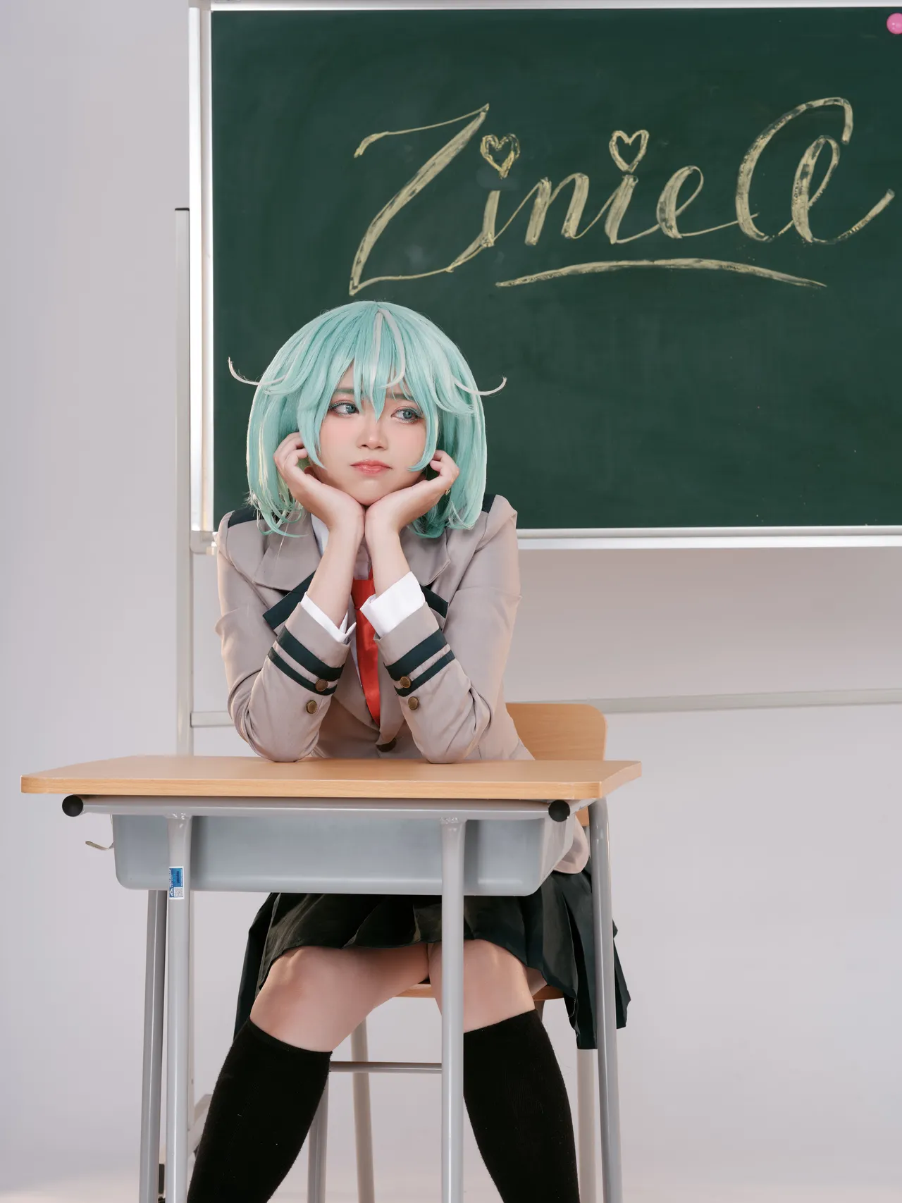 ZinieQ - Toru Hagakure-erohere2.webp